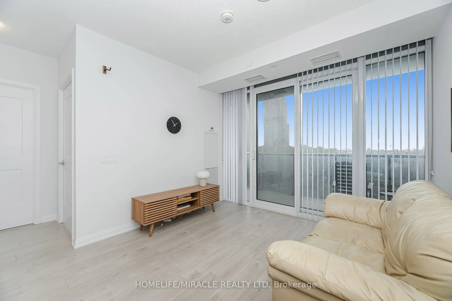 7895 Jane Street, #505