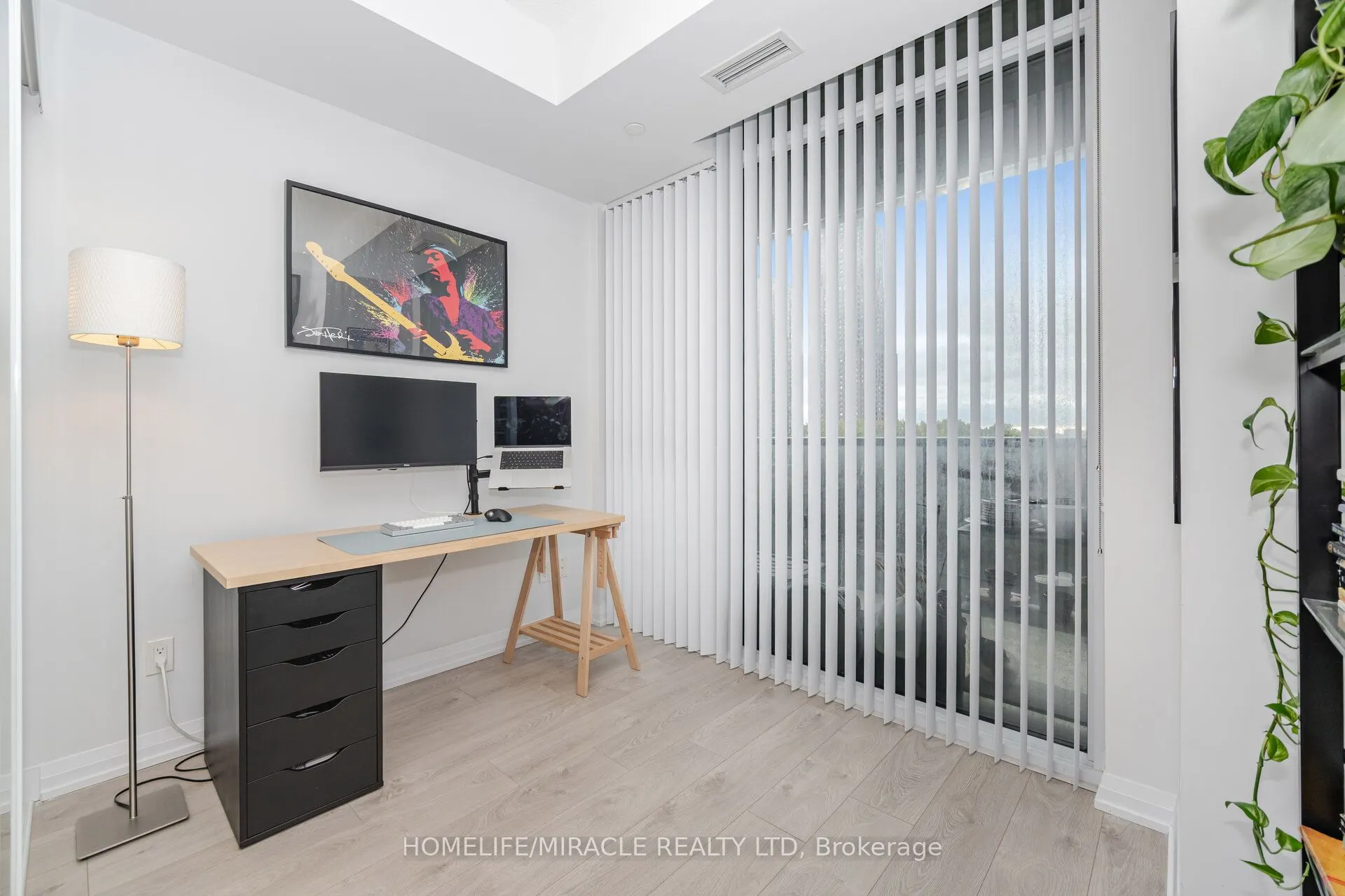 7895 Jane Street, #505