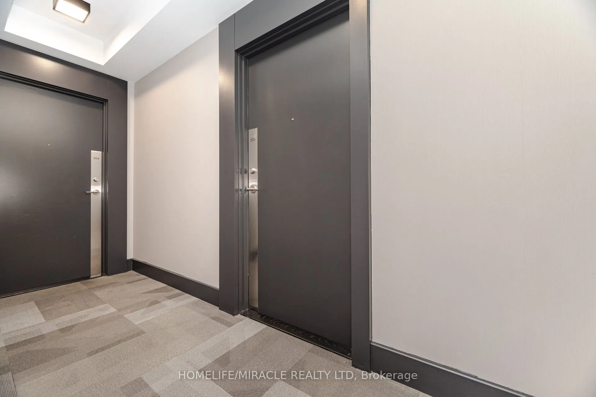 7895 Jane Street, #505