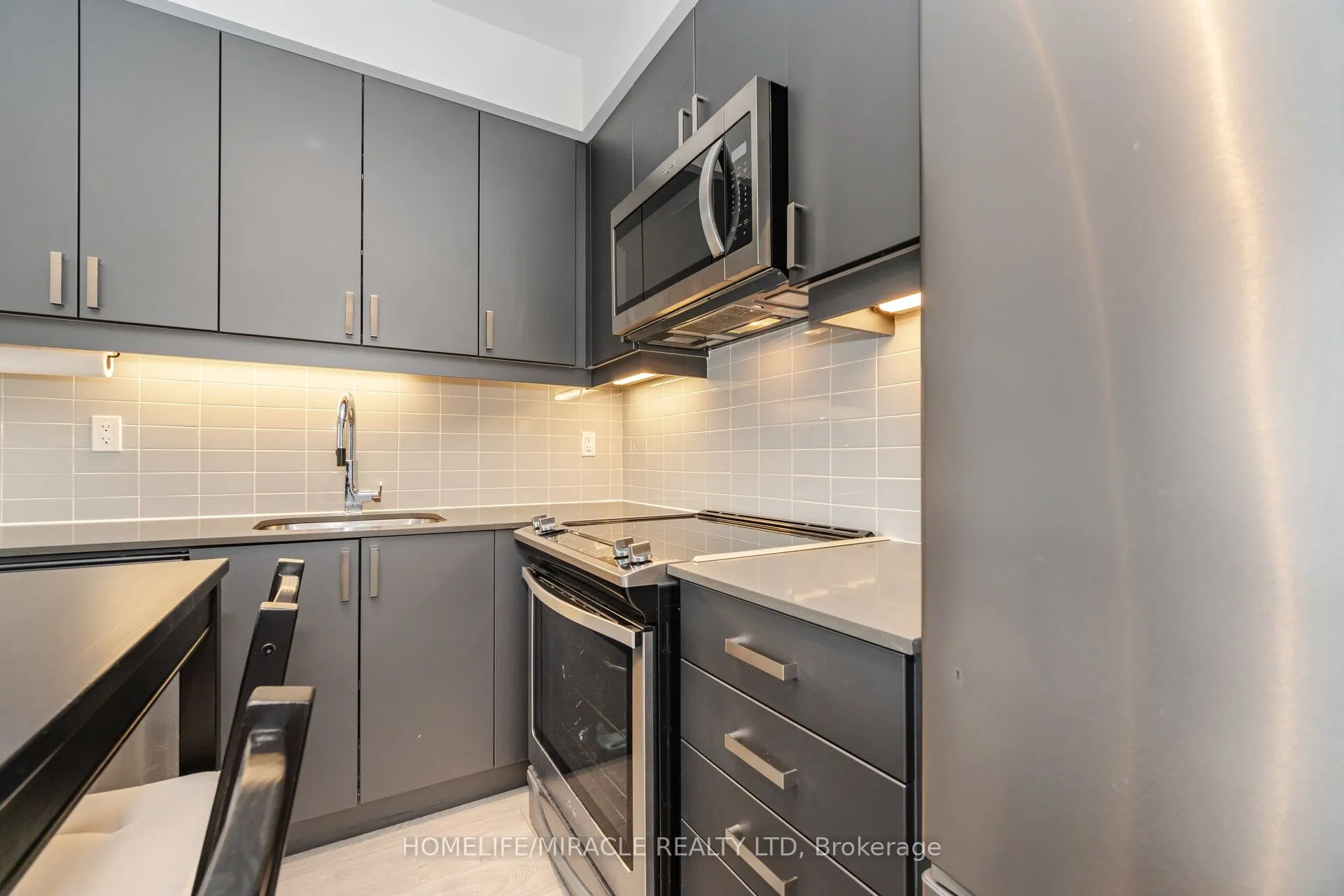 7895 Jane Street, #505