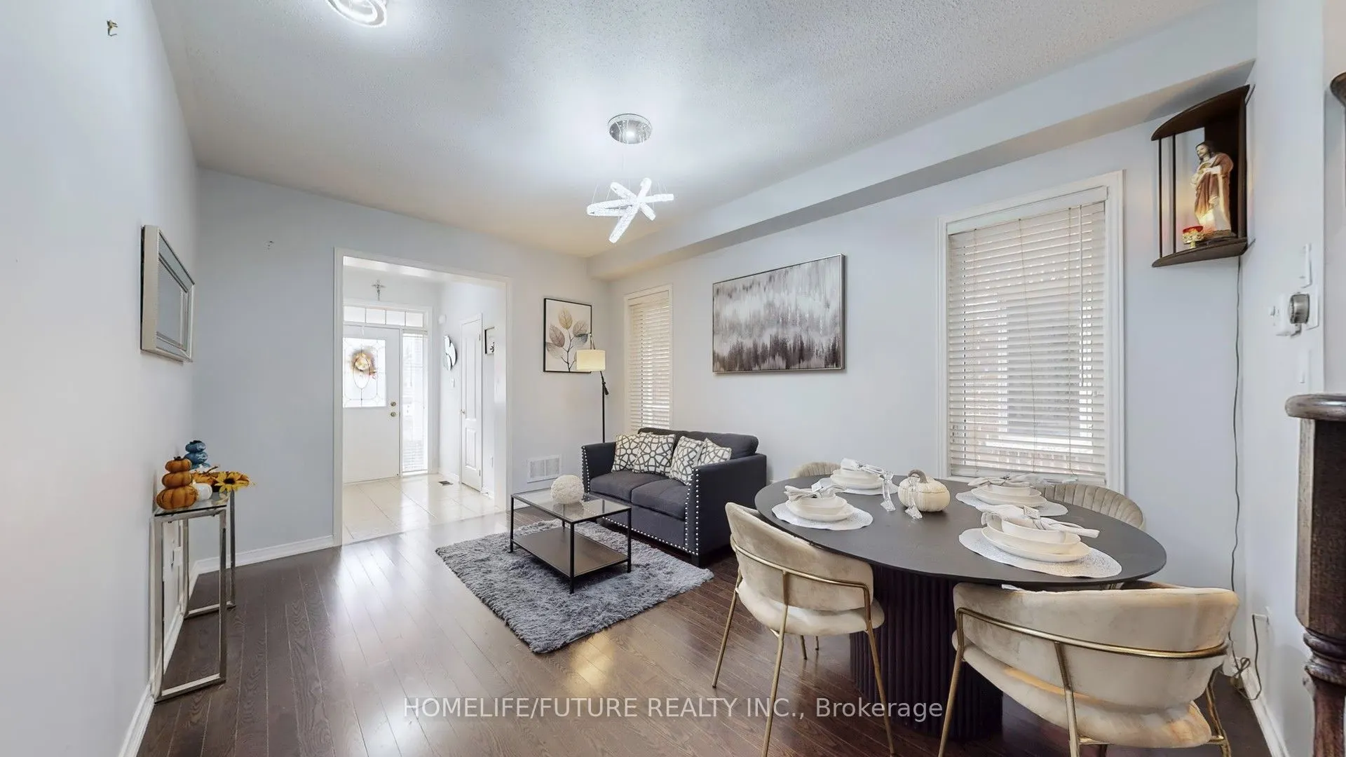 105 Juglans Crescent