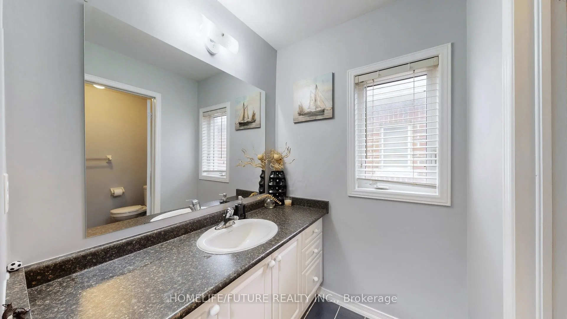 105 Juglans Crescent