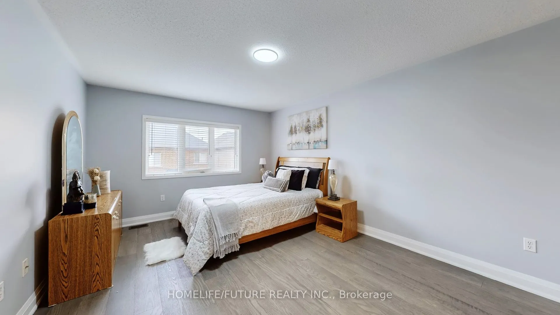 105 Juglans Crescent