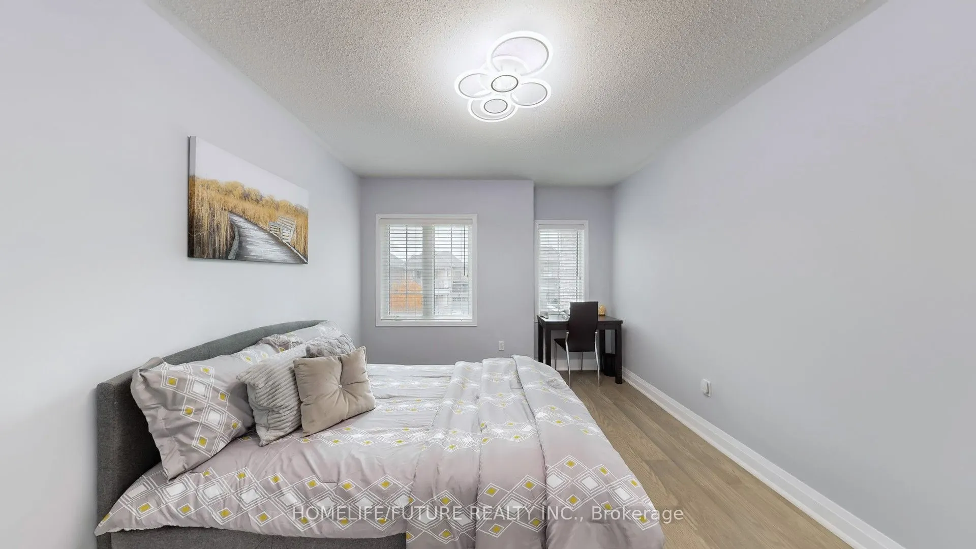 105 Juglans Crescent