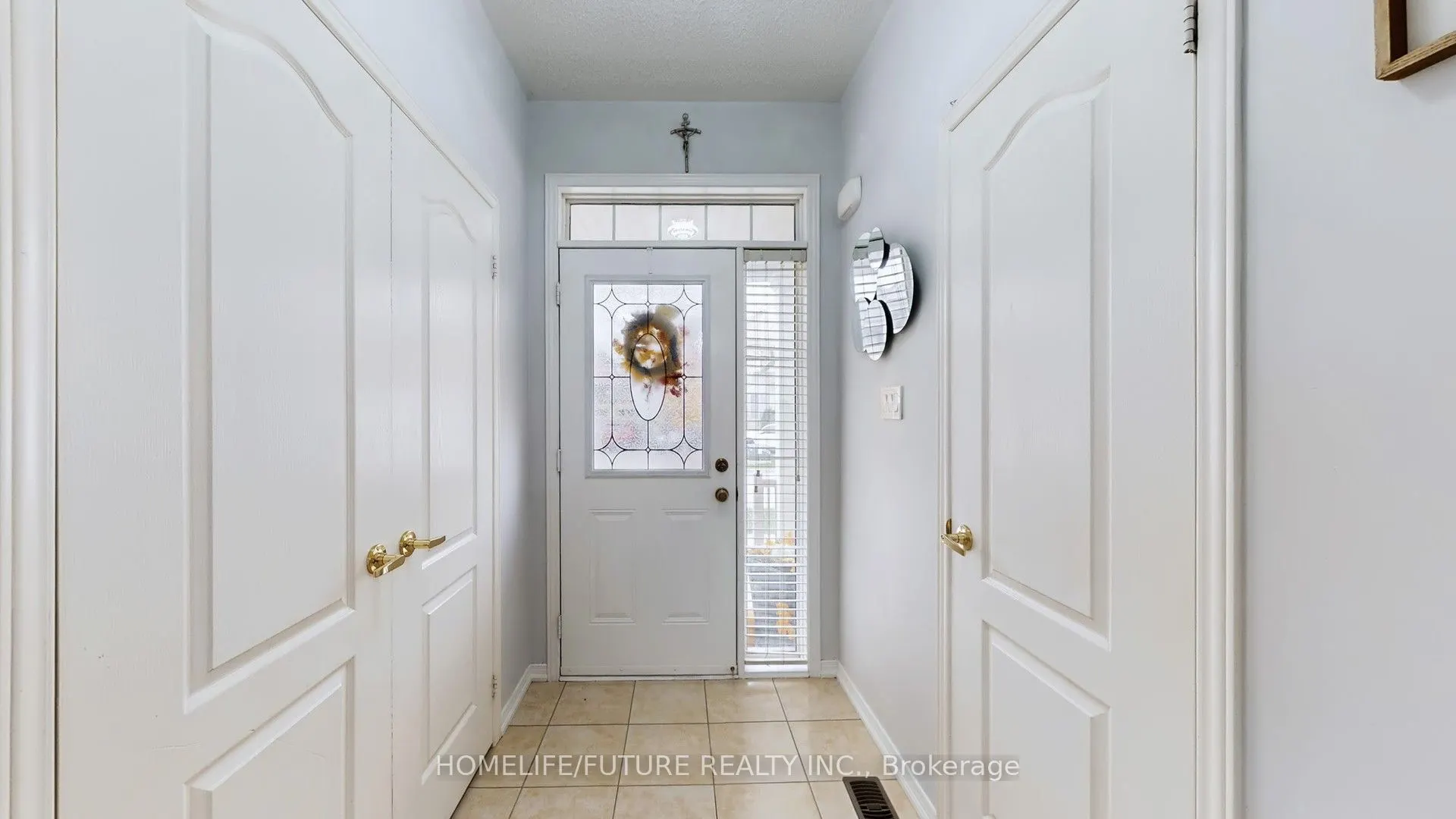 105 Juglans Crescent