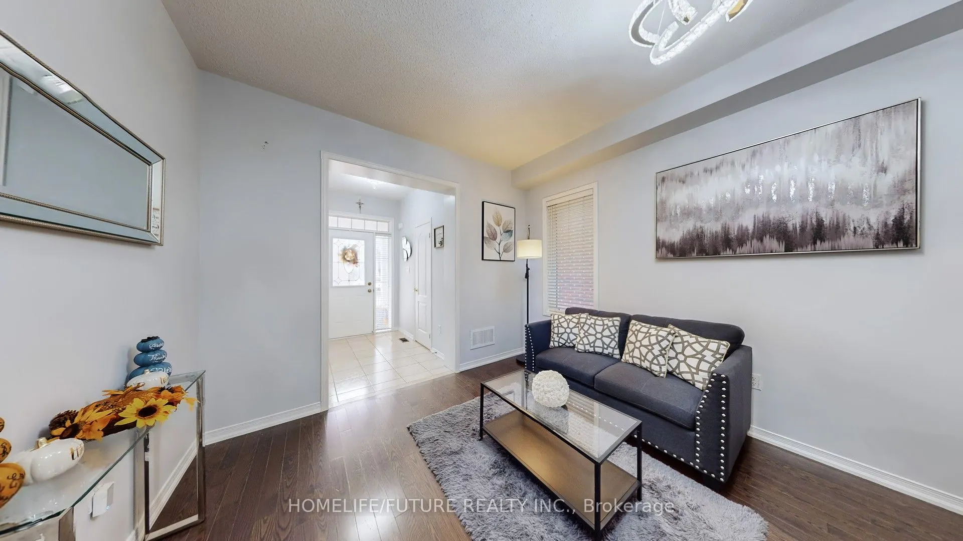 105 Juglans Crescent