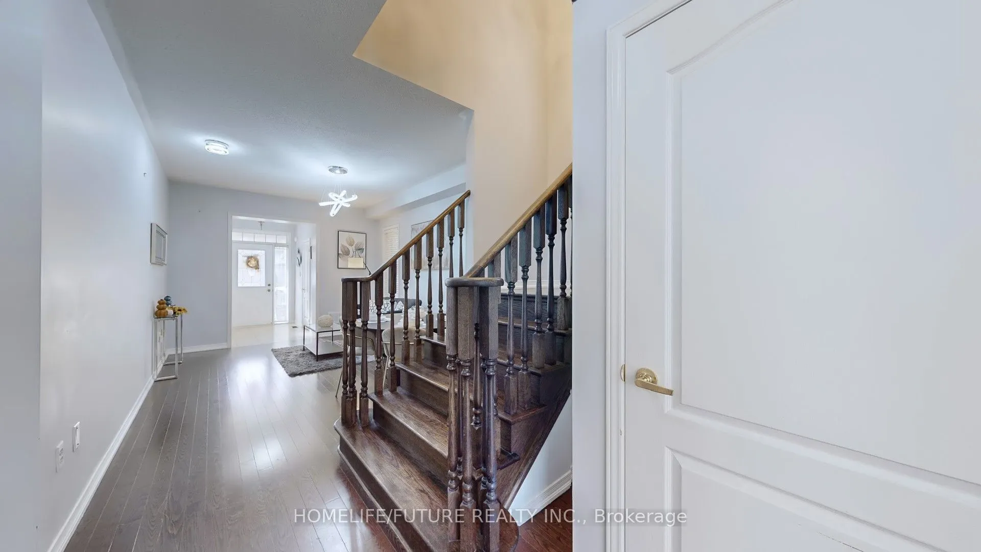 105 Juglans Crescent