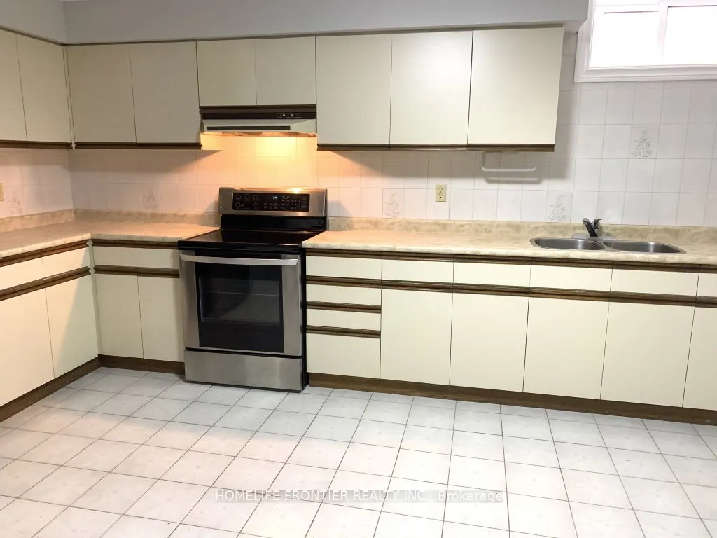 250 Weldrick Road W, #Bsmt A