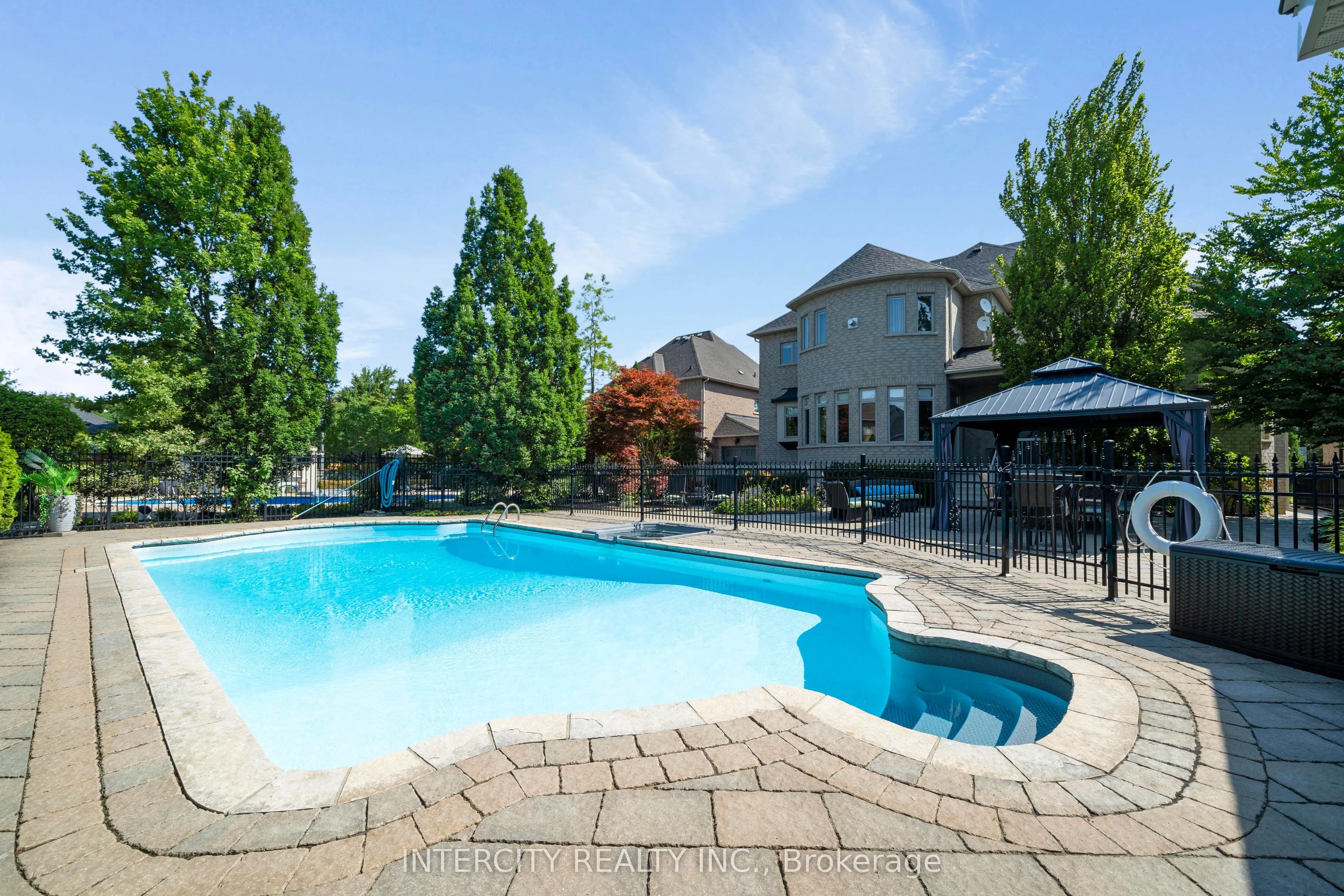 118 Park Ridge Drive