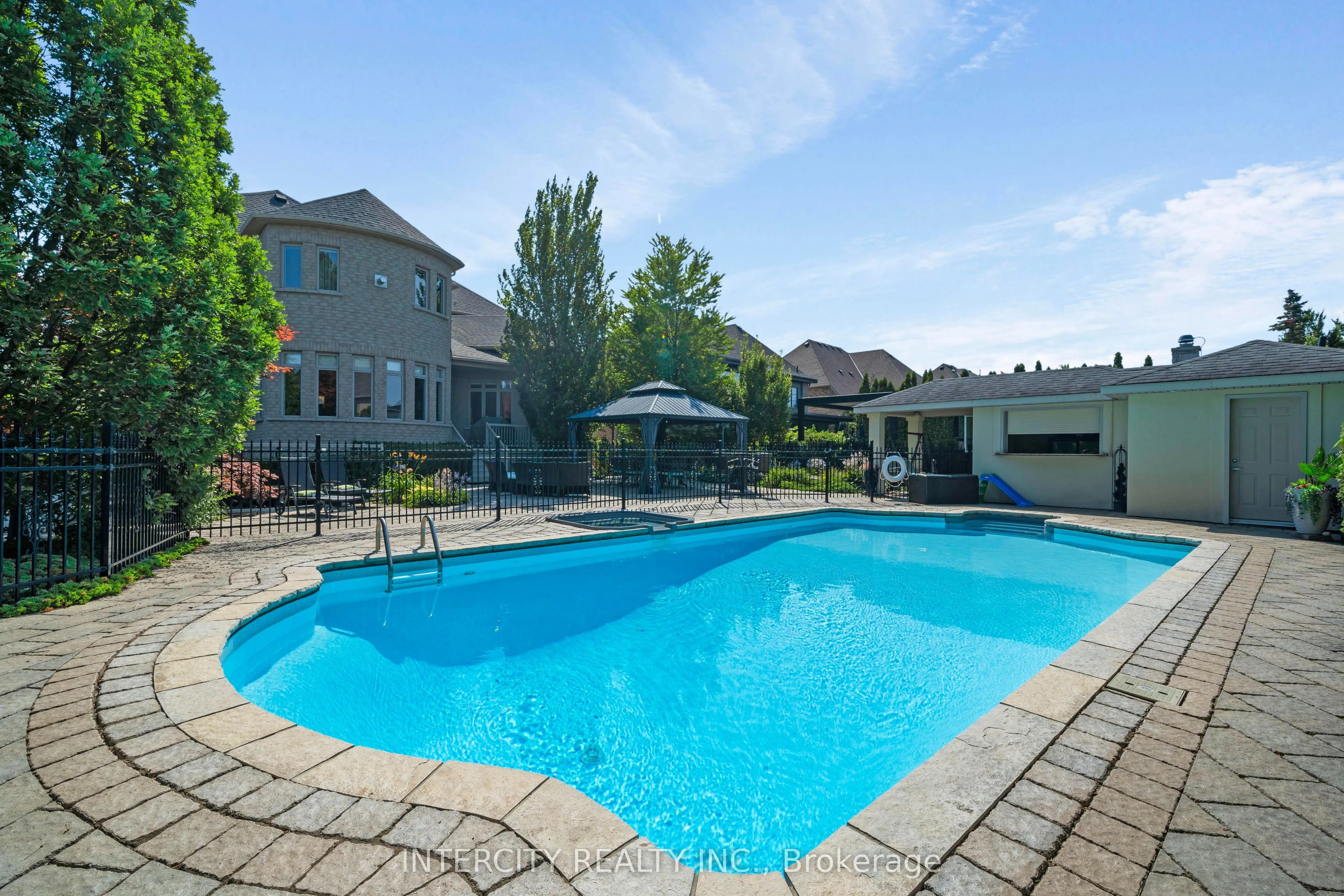 118 Park Ridge Drive