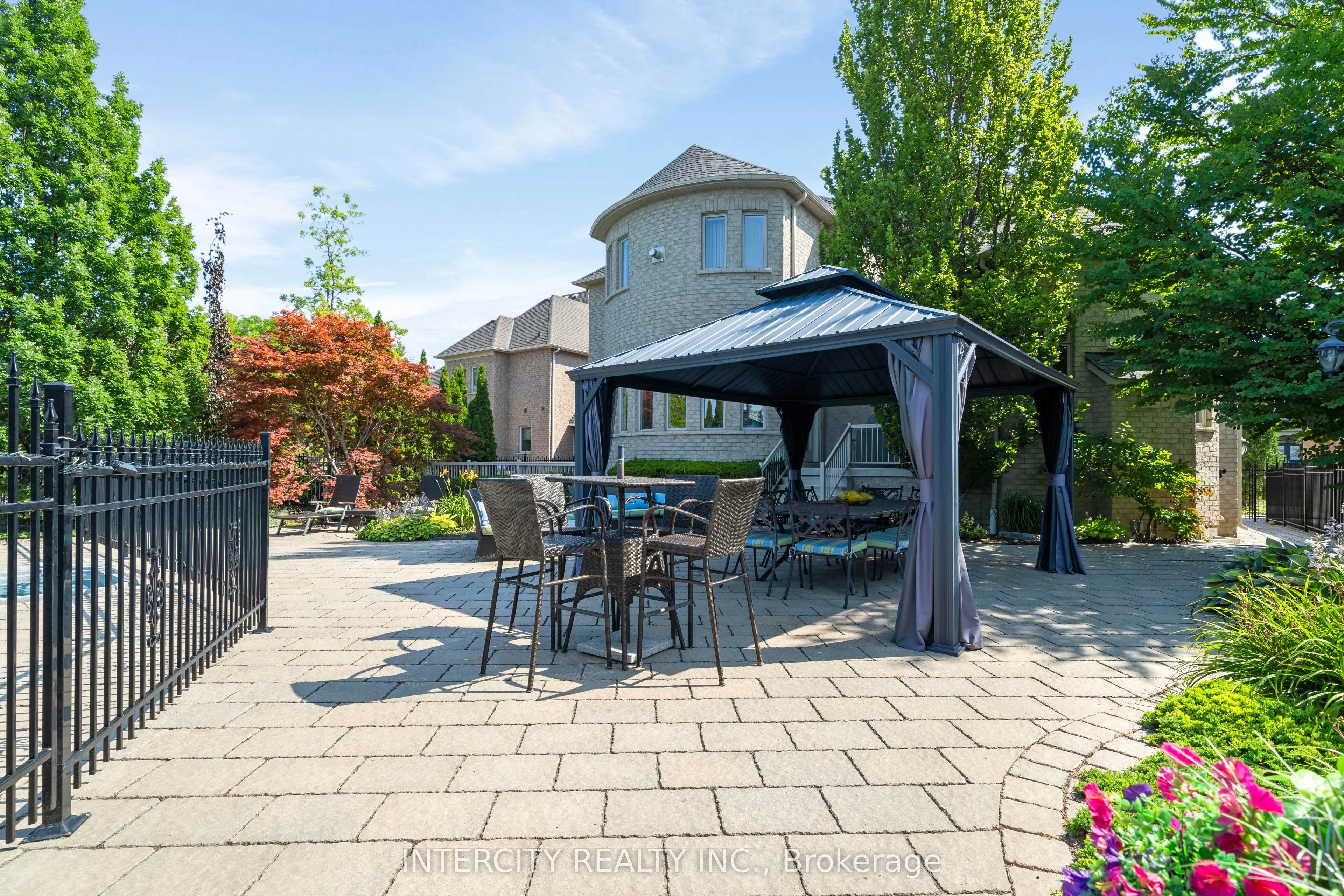 118 Park Ridge Drive