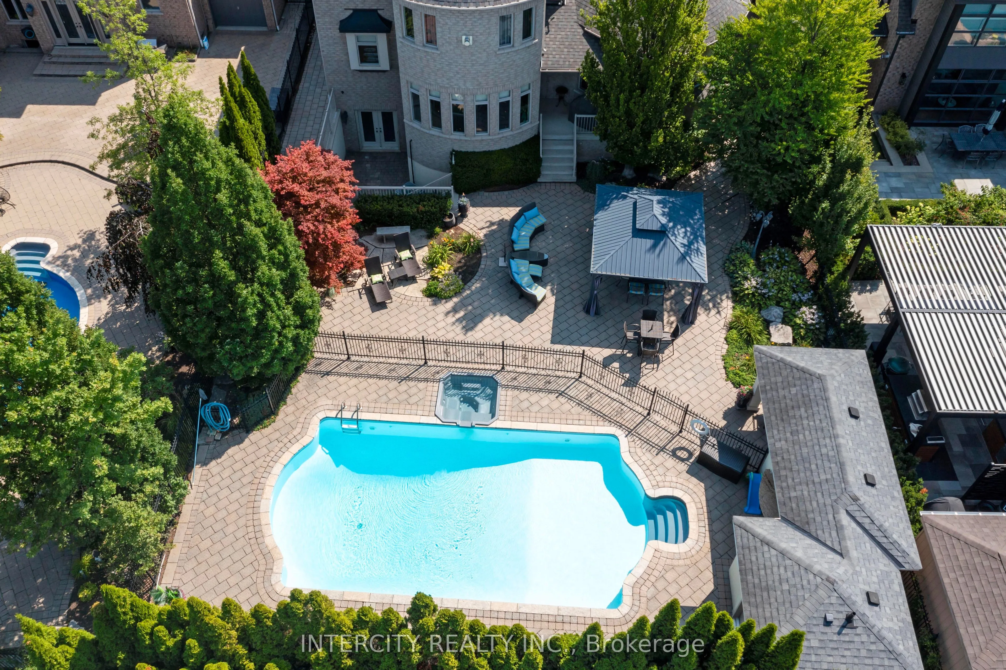 118 Park Ridge Drive