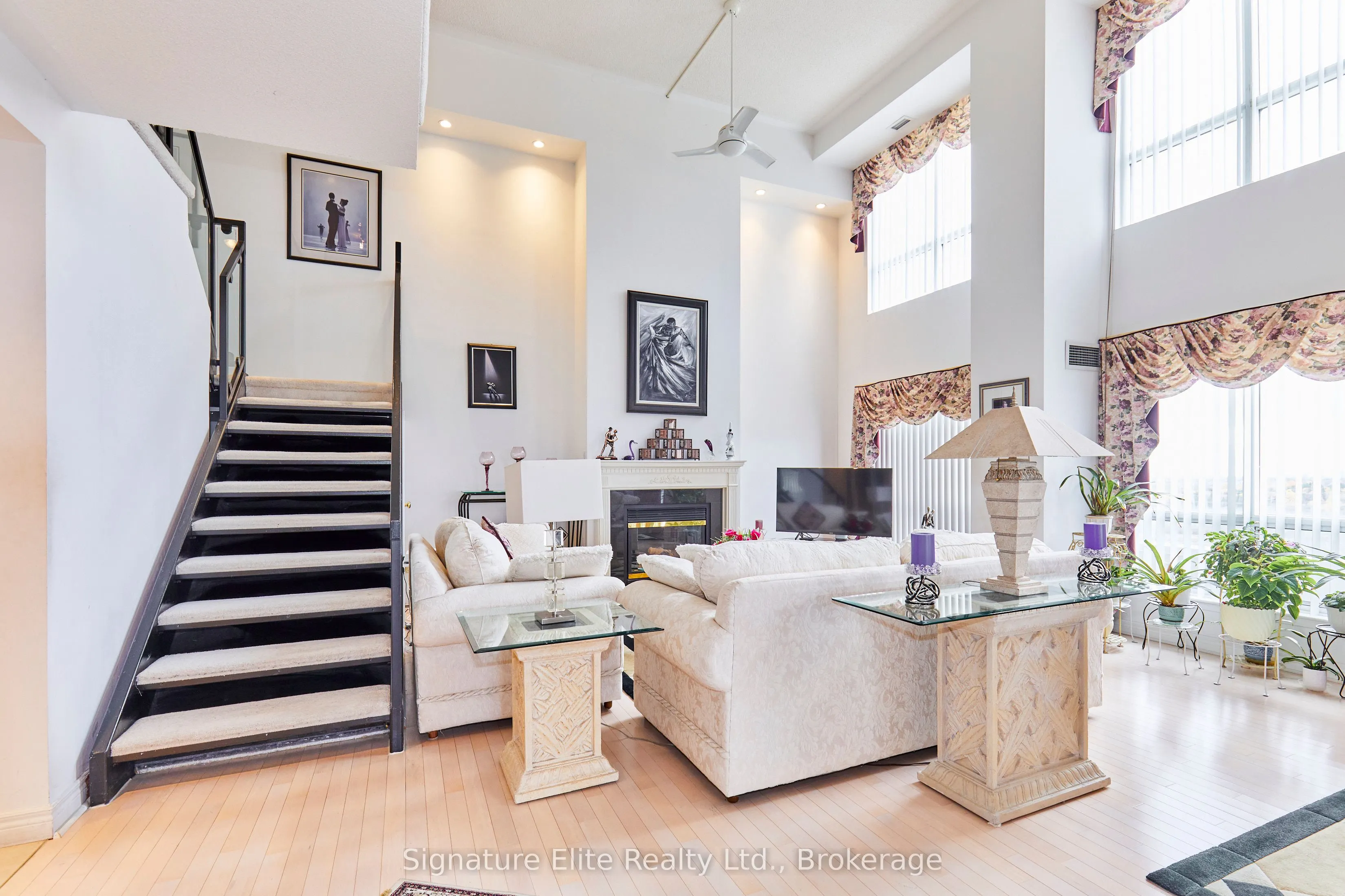 399 South Park Road, #1603