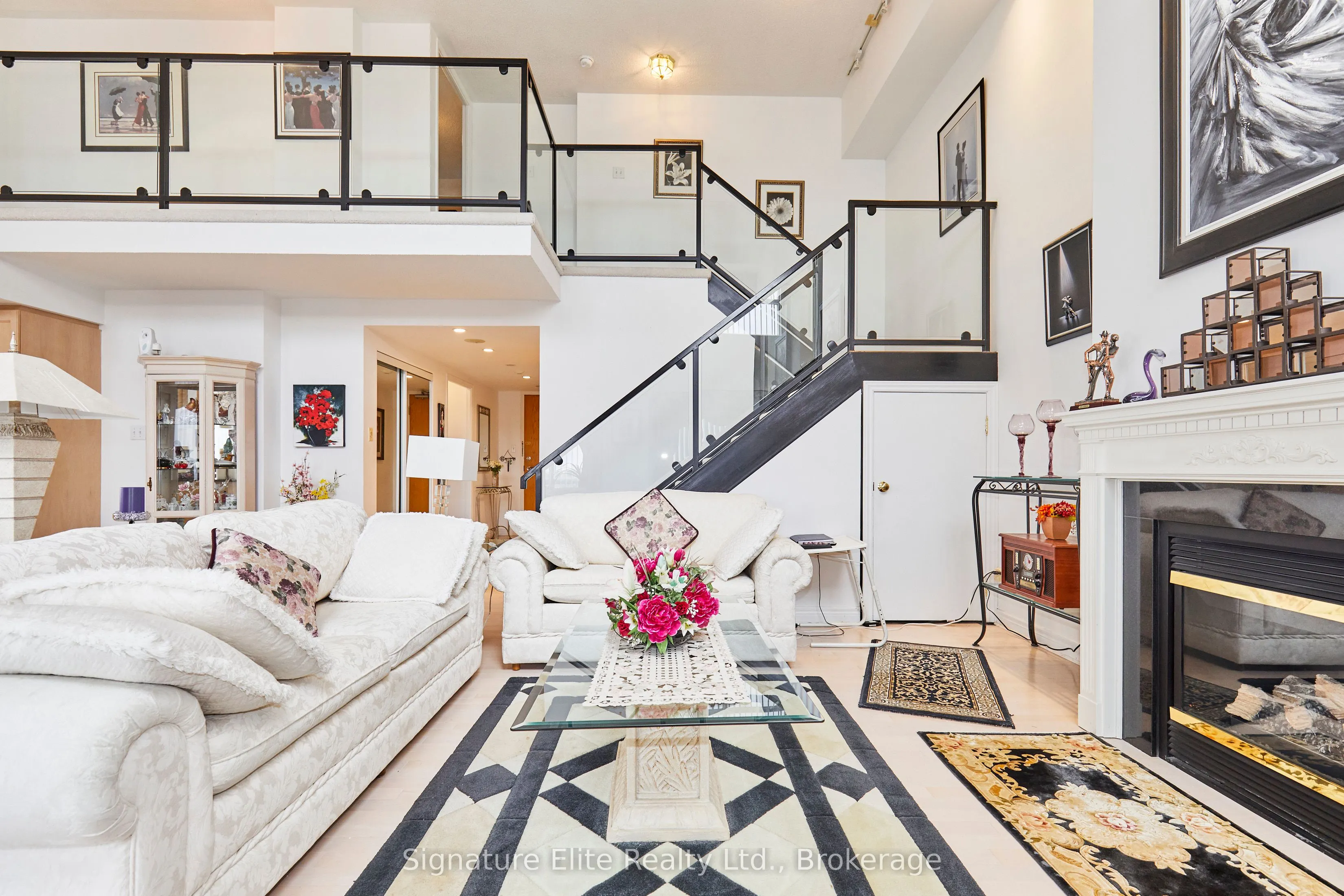 399 South Park Road, #1603