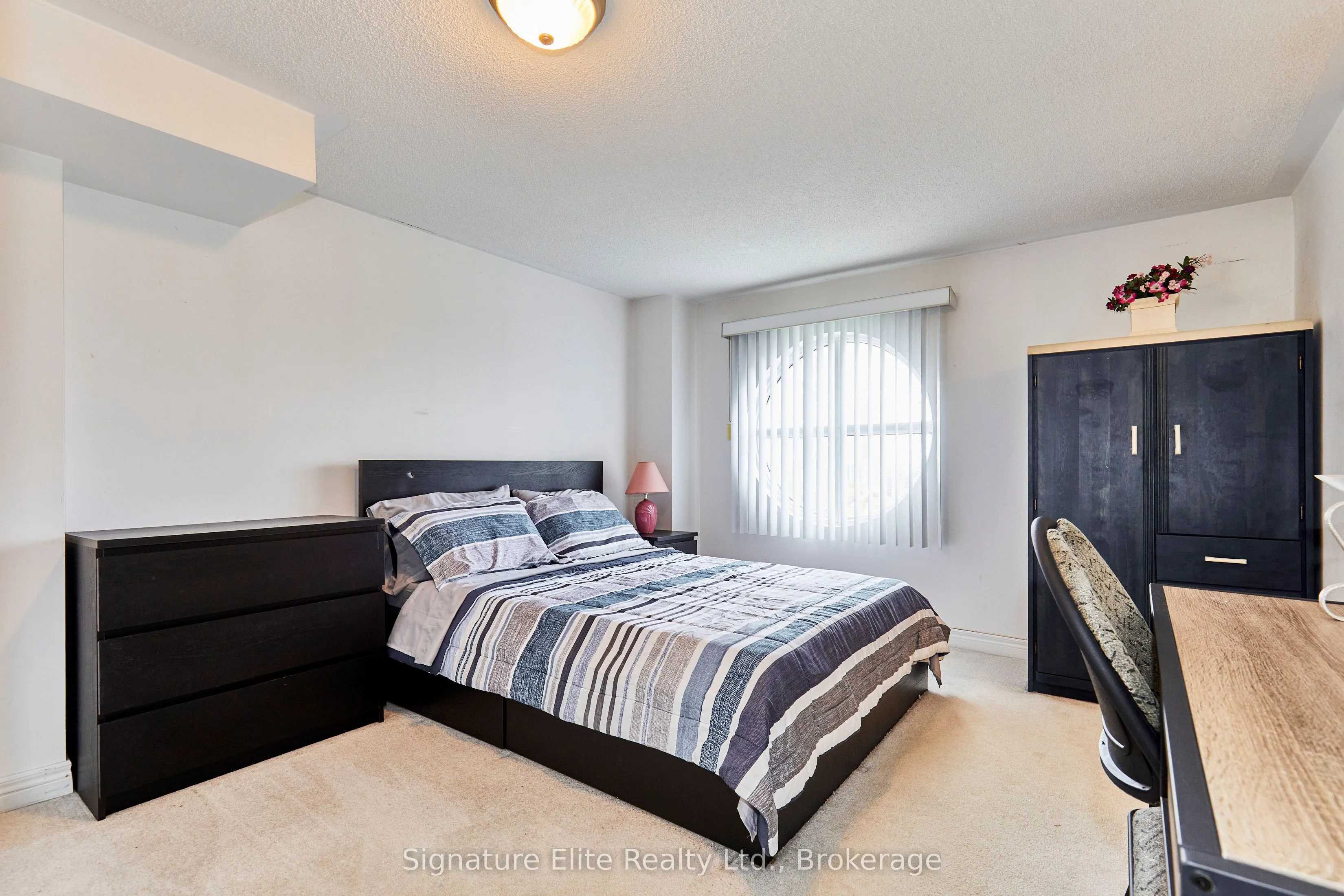 399 South Park Road, #1603