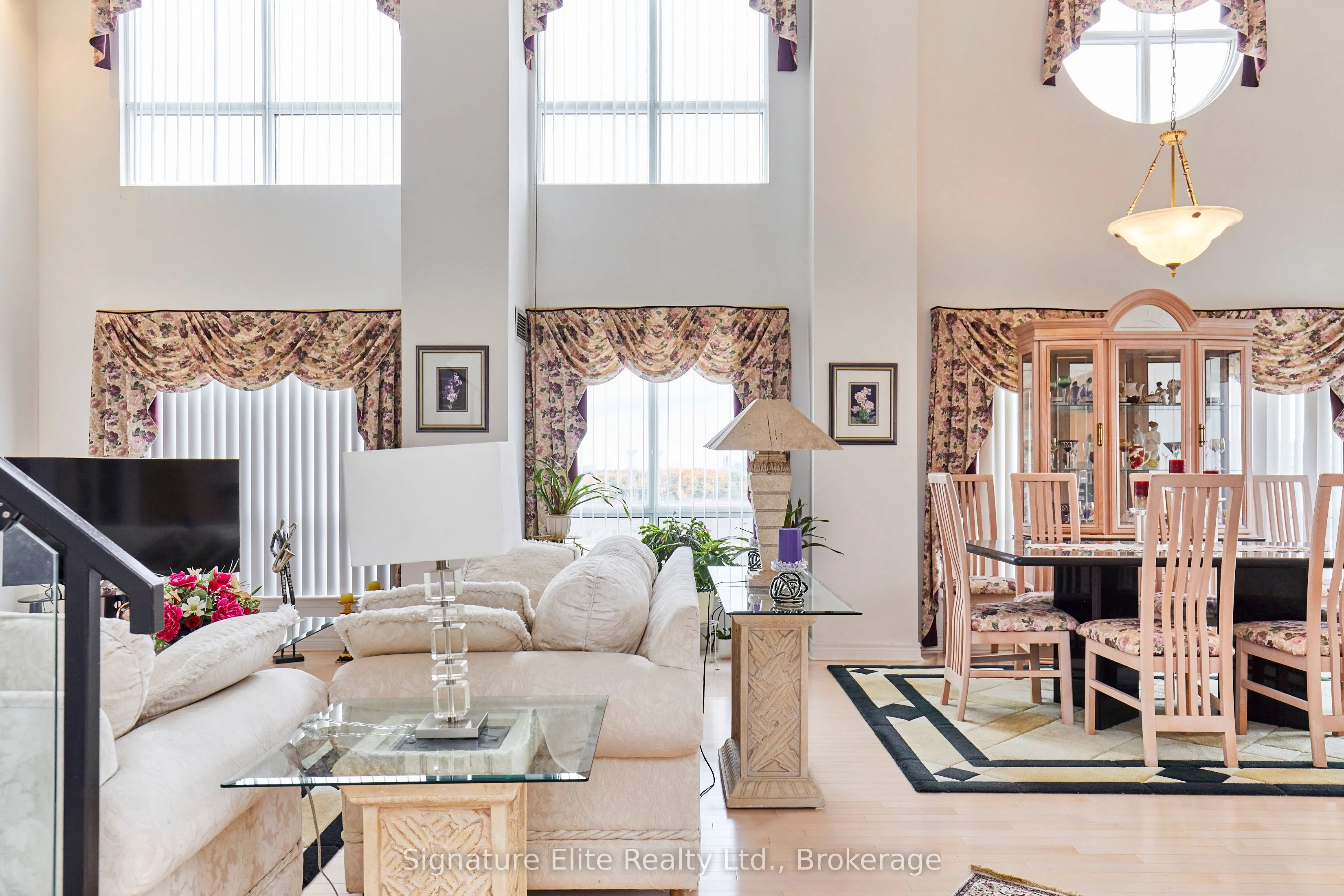 399 South Park Road, #1603