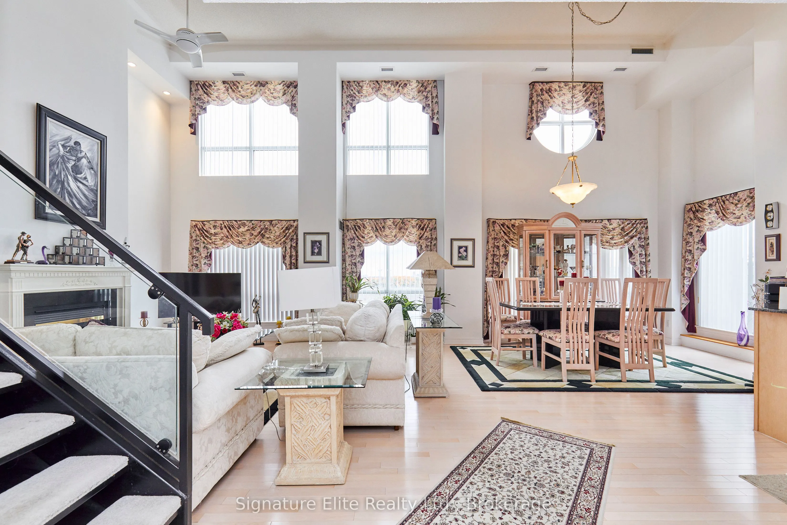 399 South Park Road, #1603