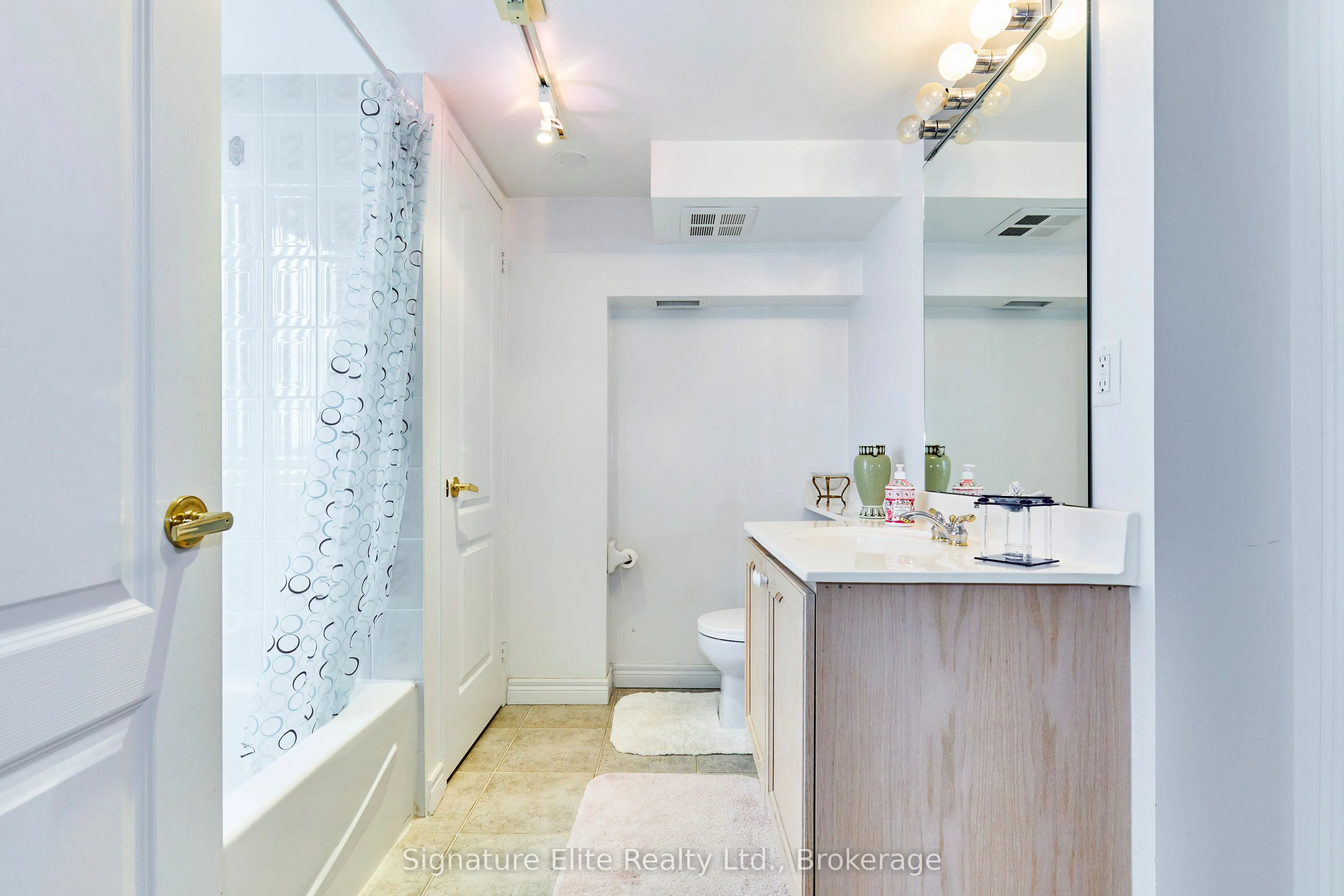 399 South Park Road, #1603