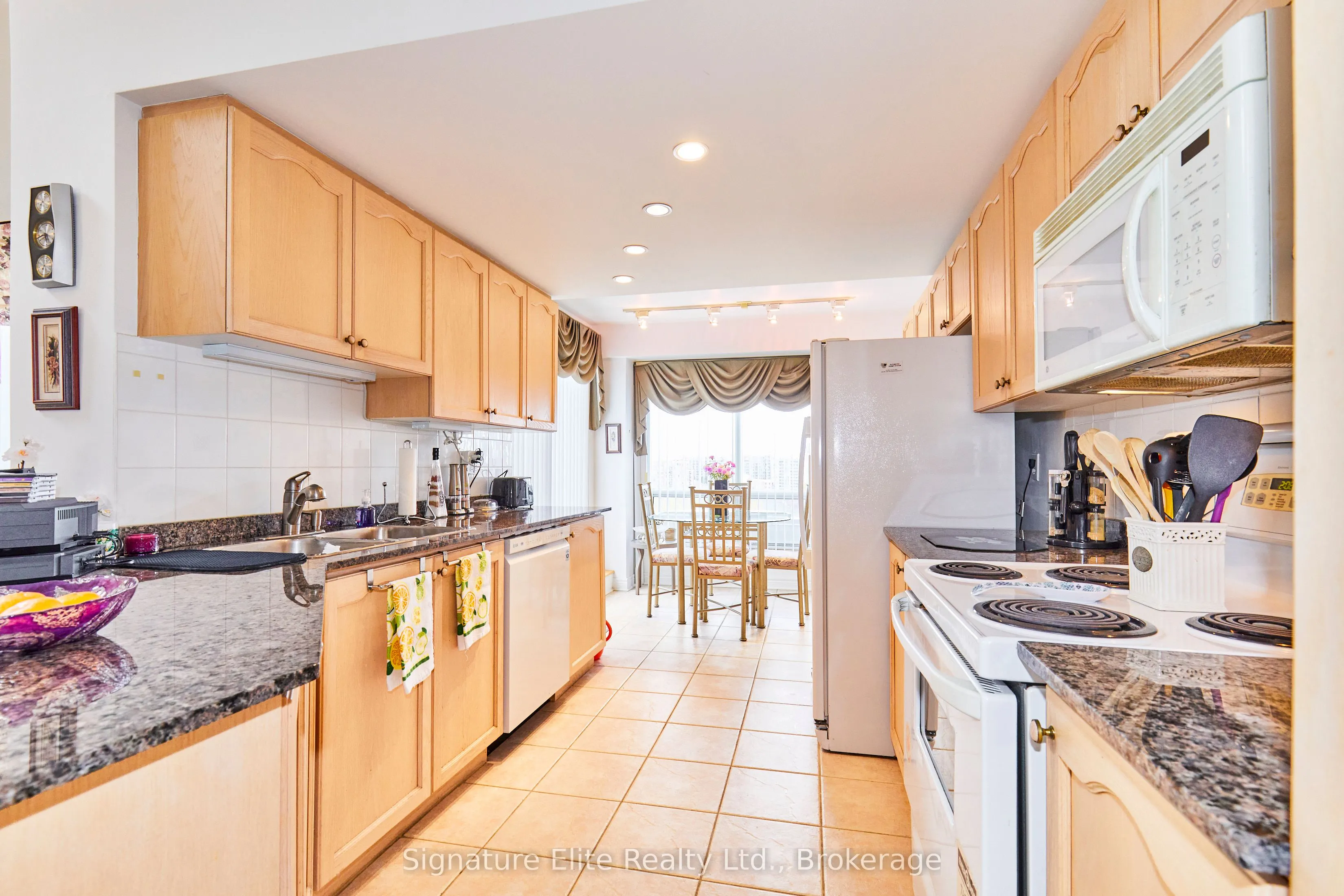 399 South Park Road, #1603