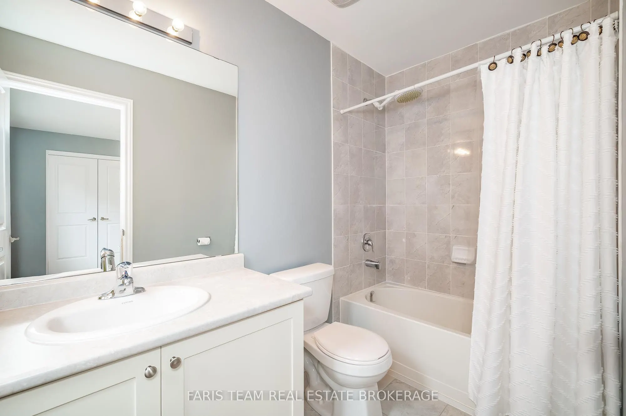 1464 Farrow Crescent