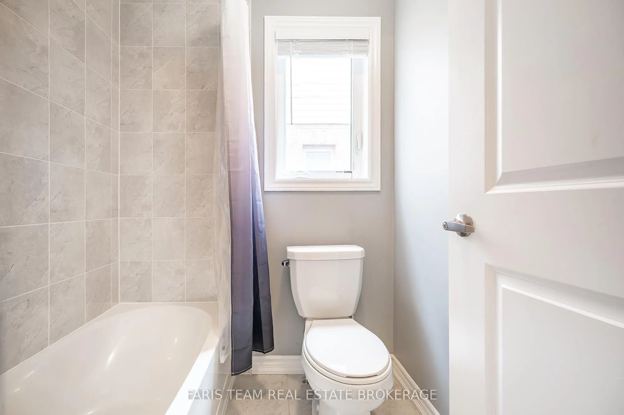 1464 Farrow Crescent