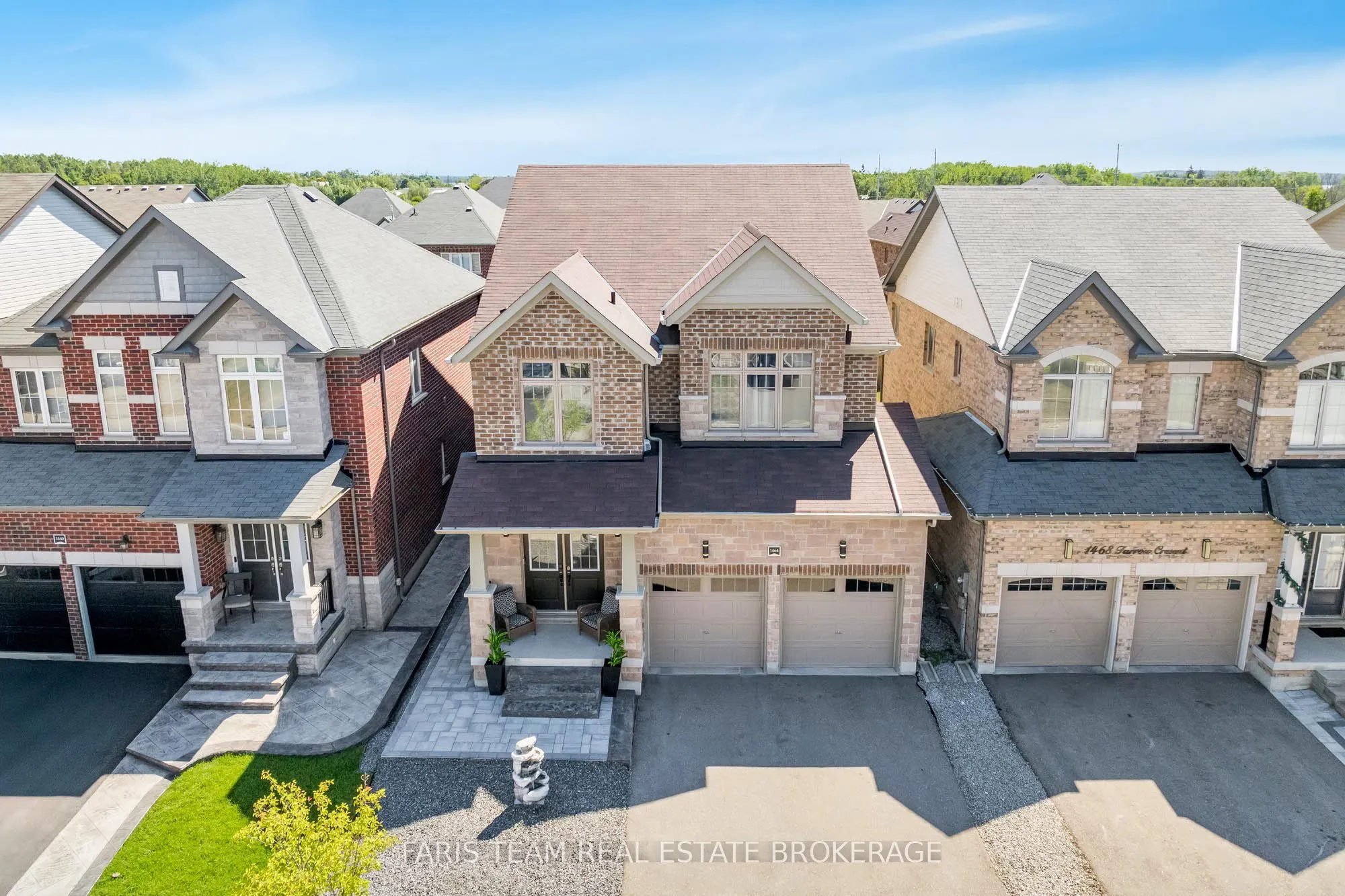 1464 Farrow Crescent