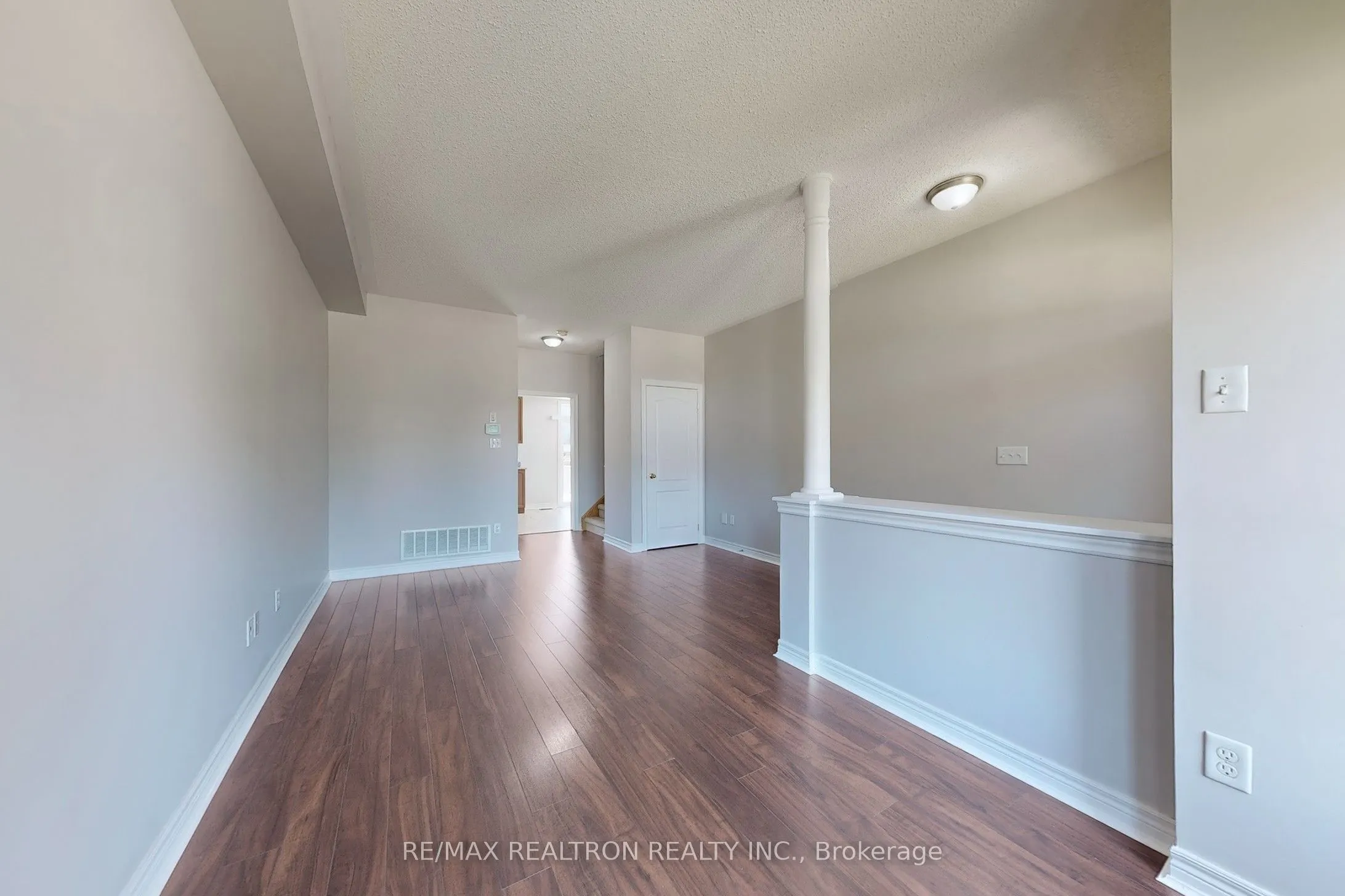 142 Laurendale Avenue