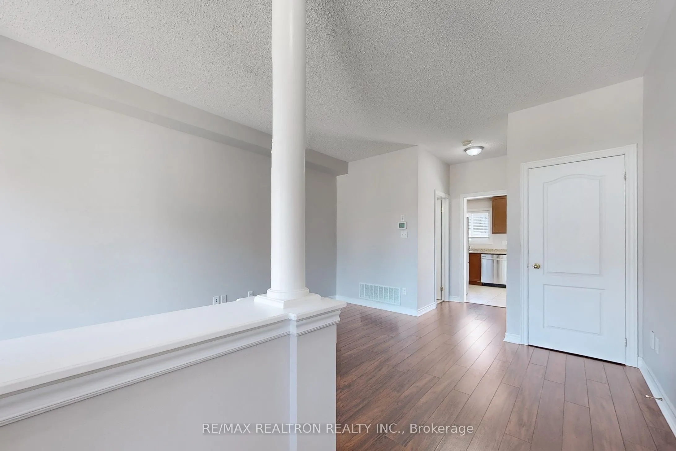 142 Laurendale Avenue