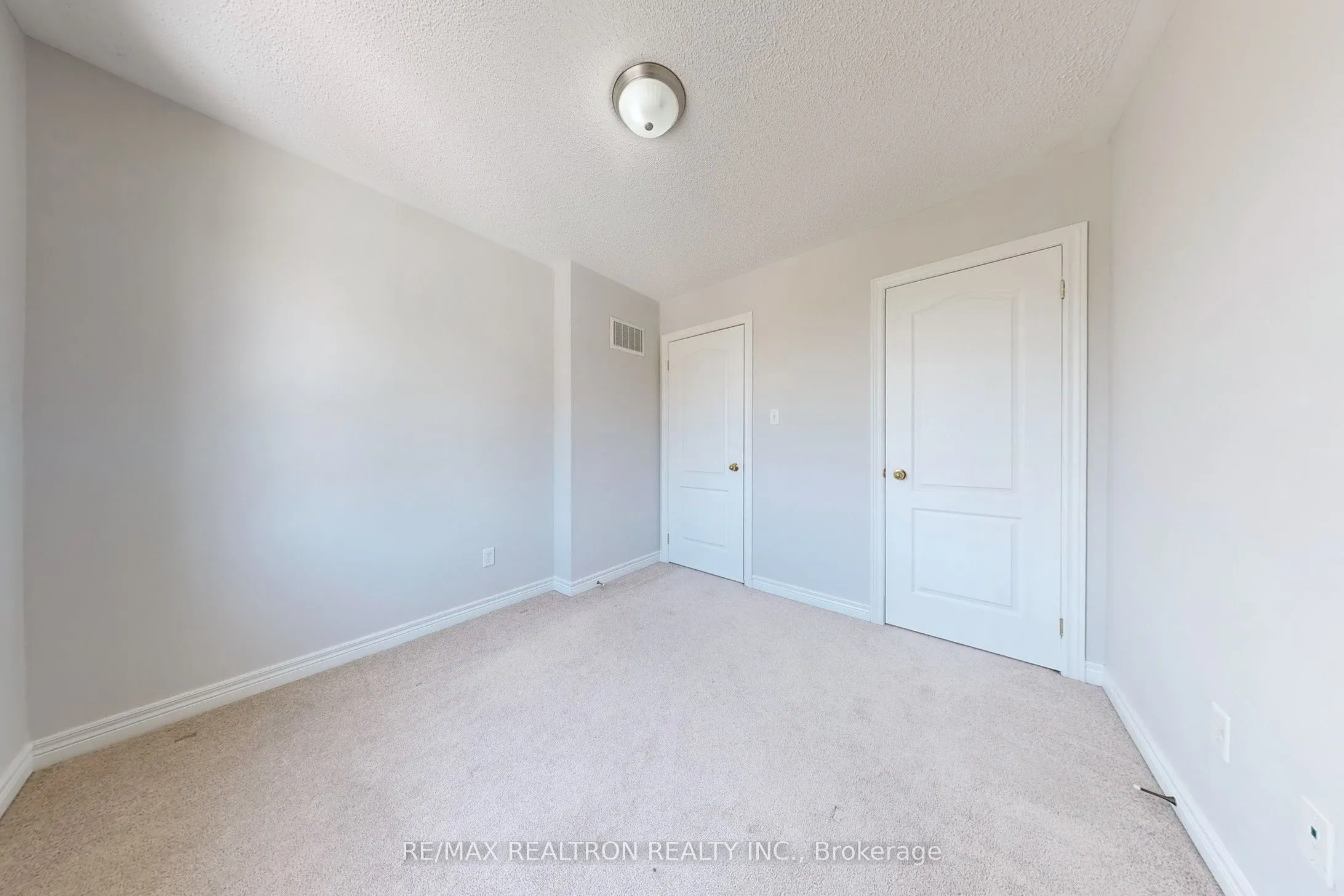 142 Laurendale Avenue