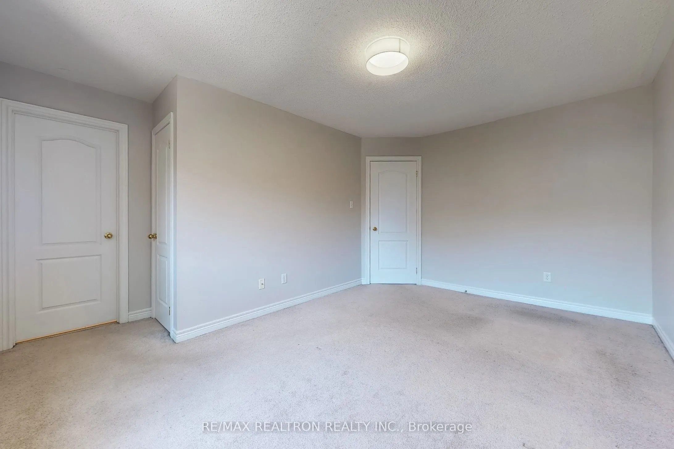 142 Laurendale Avenue