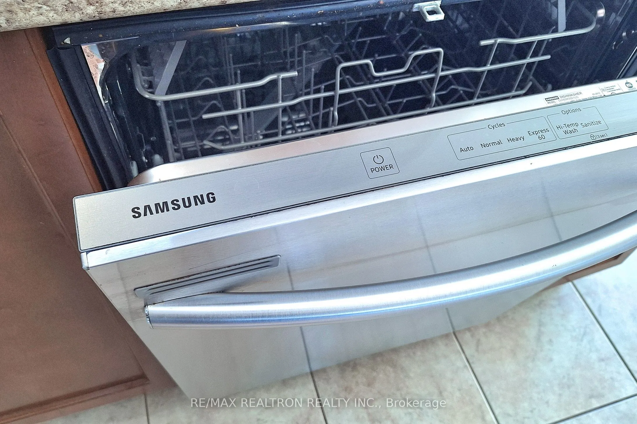 142 Laurendale Avenue