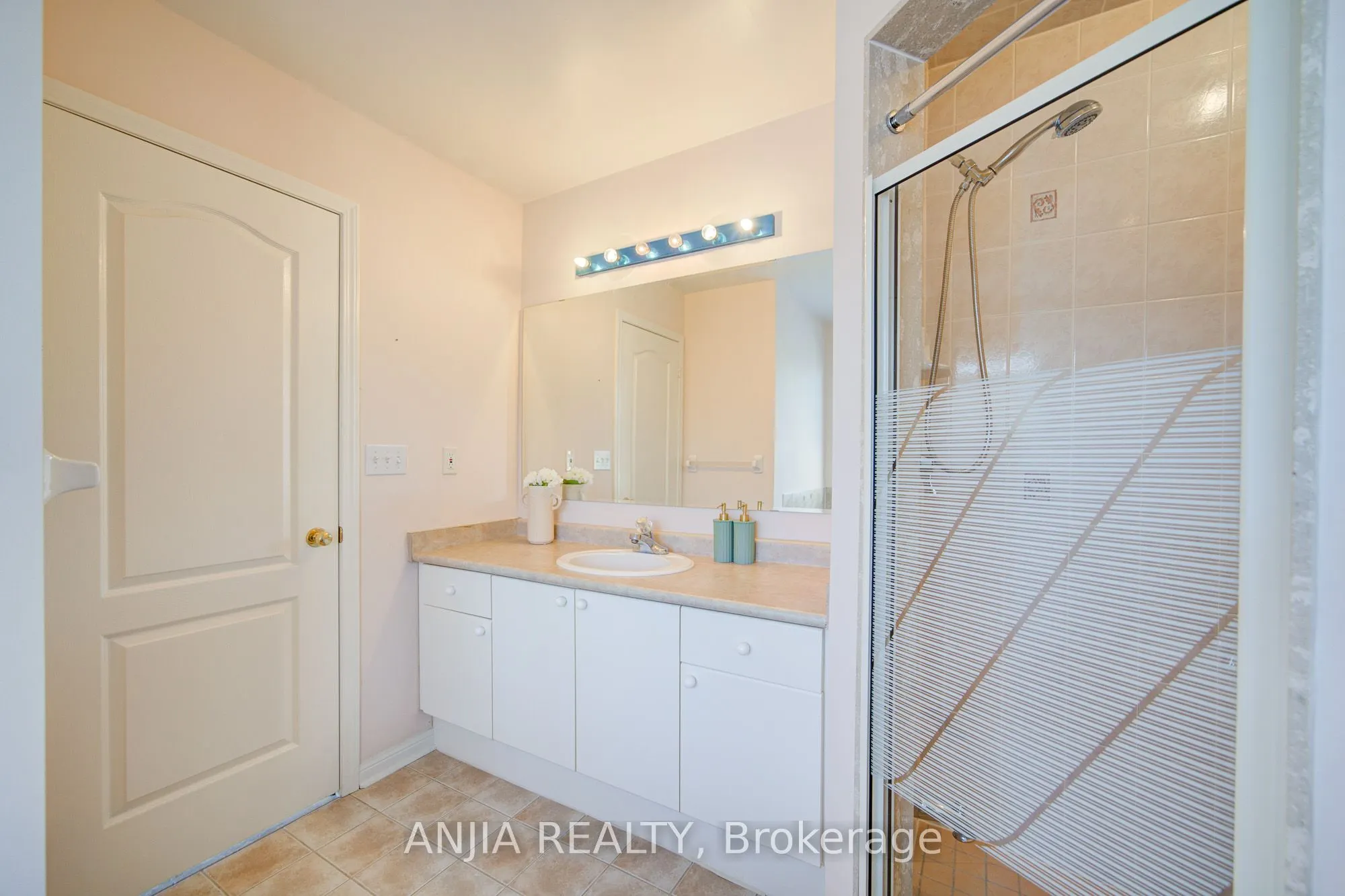 131 Winston Castle Drive