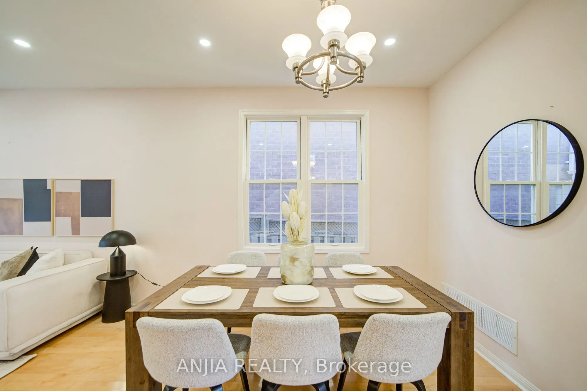 131 Winston Castle Drive