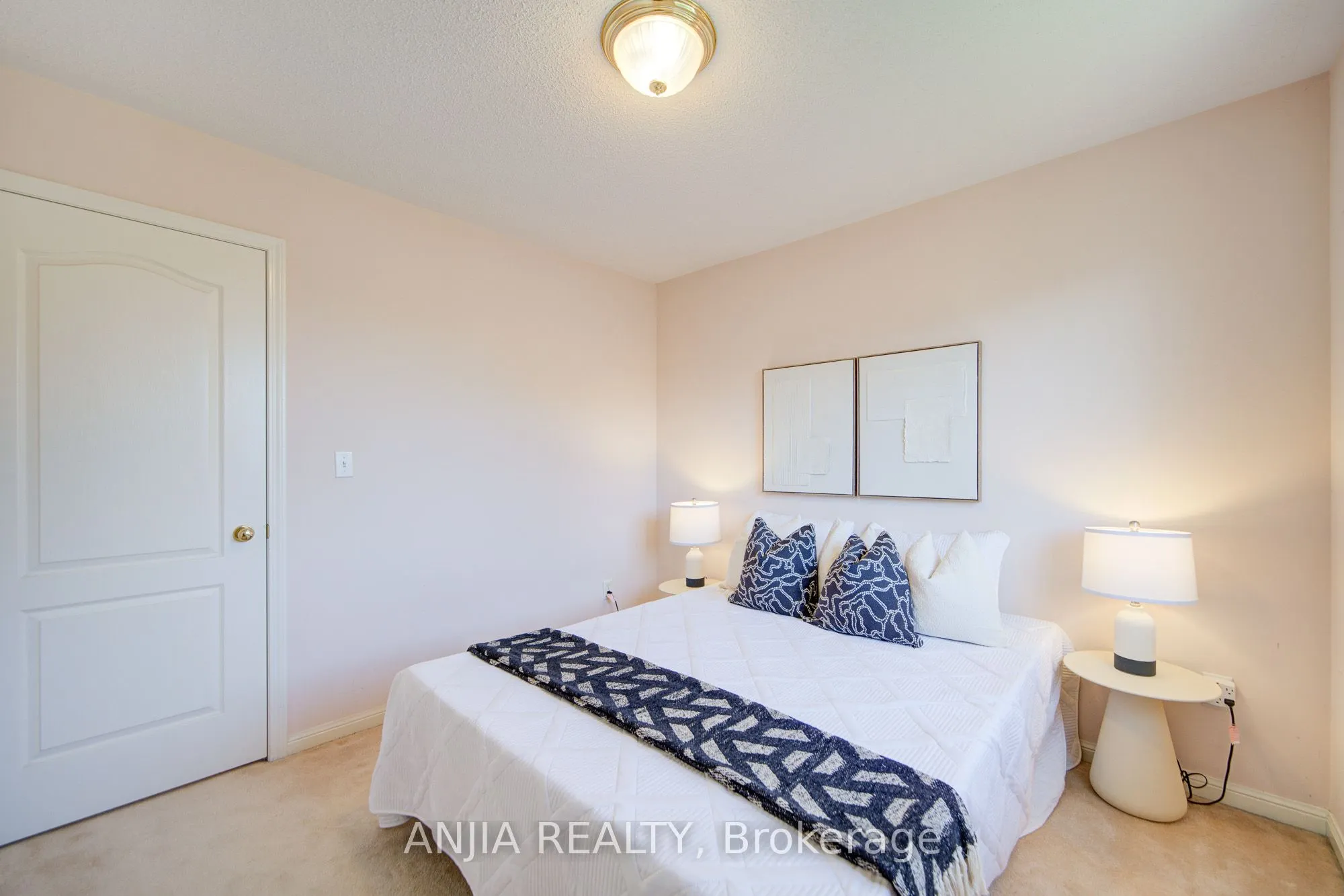 131 Winston Castle Drive