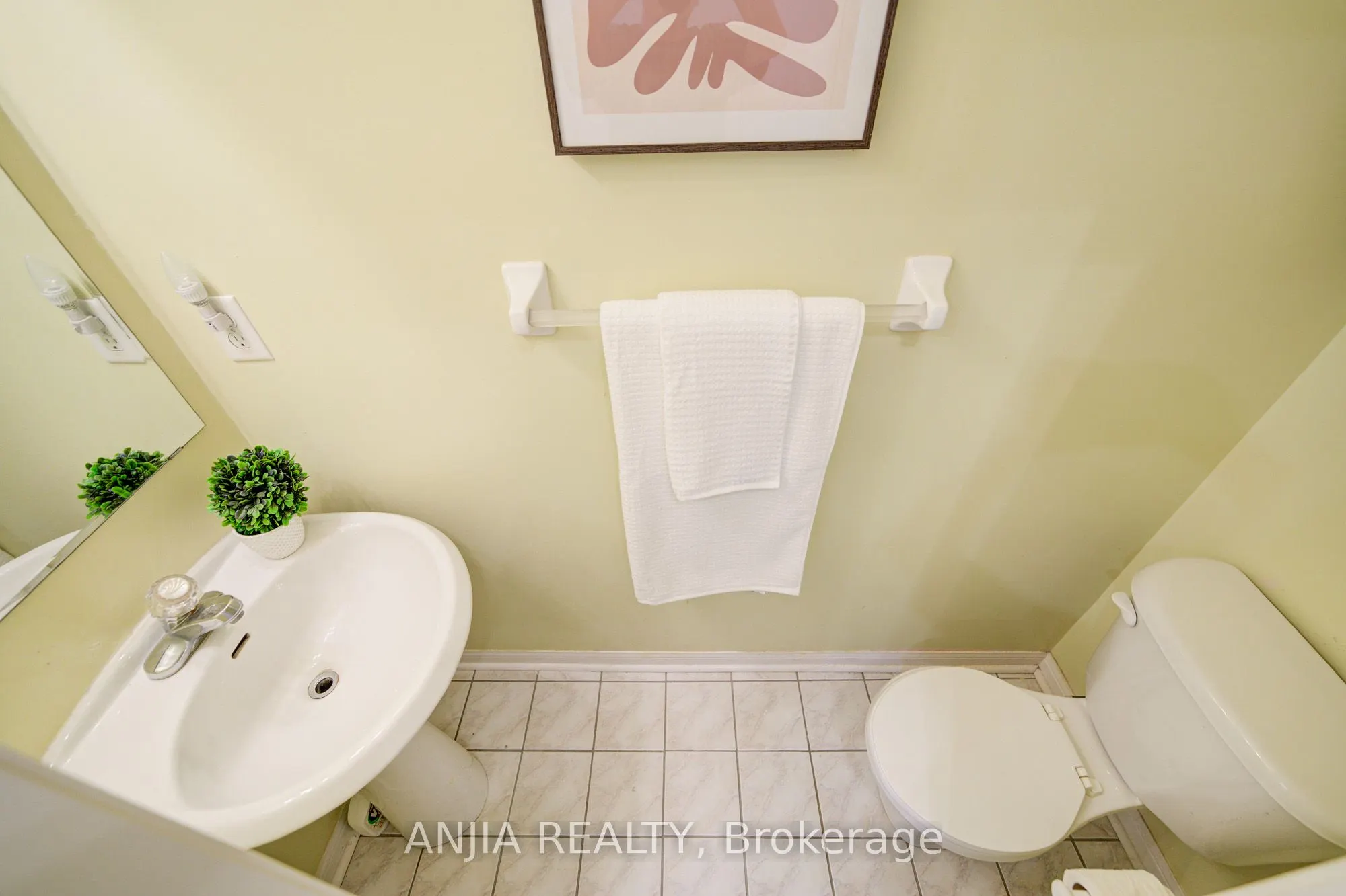 131 Winston Castle Drive