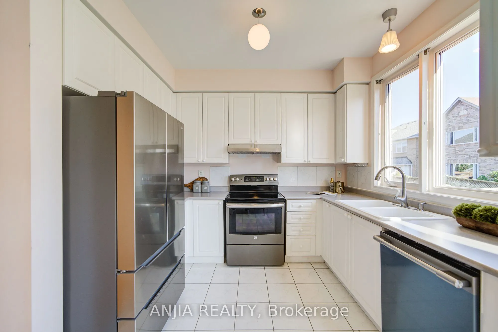 131 Winston Castle Drive