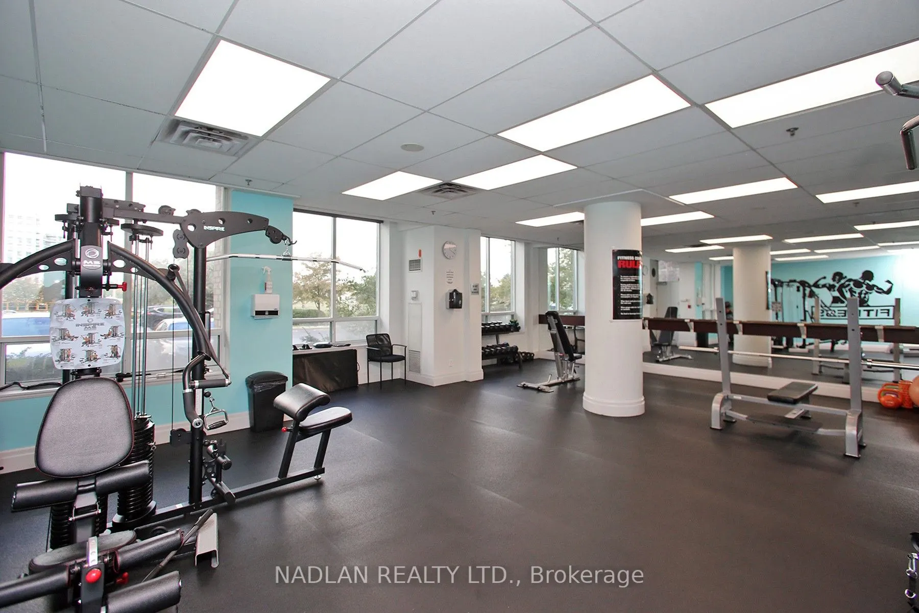 39 ONEIDA Crescent, #615