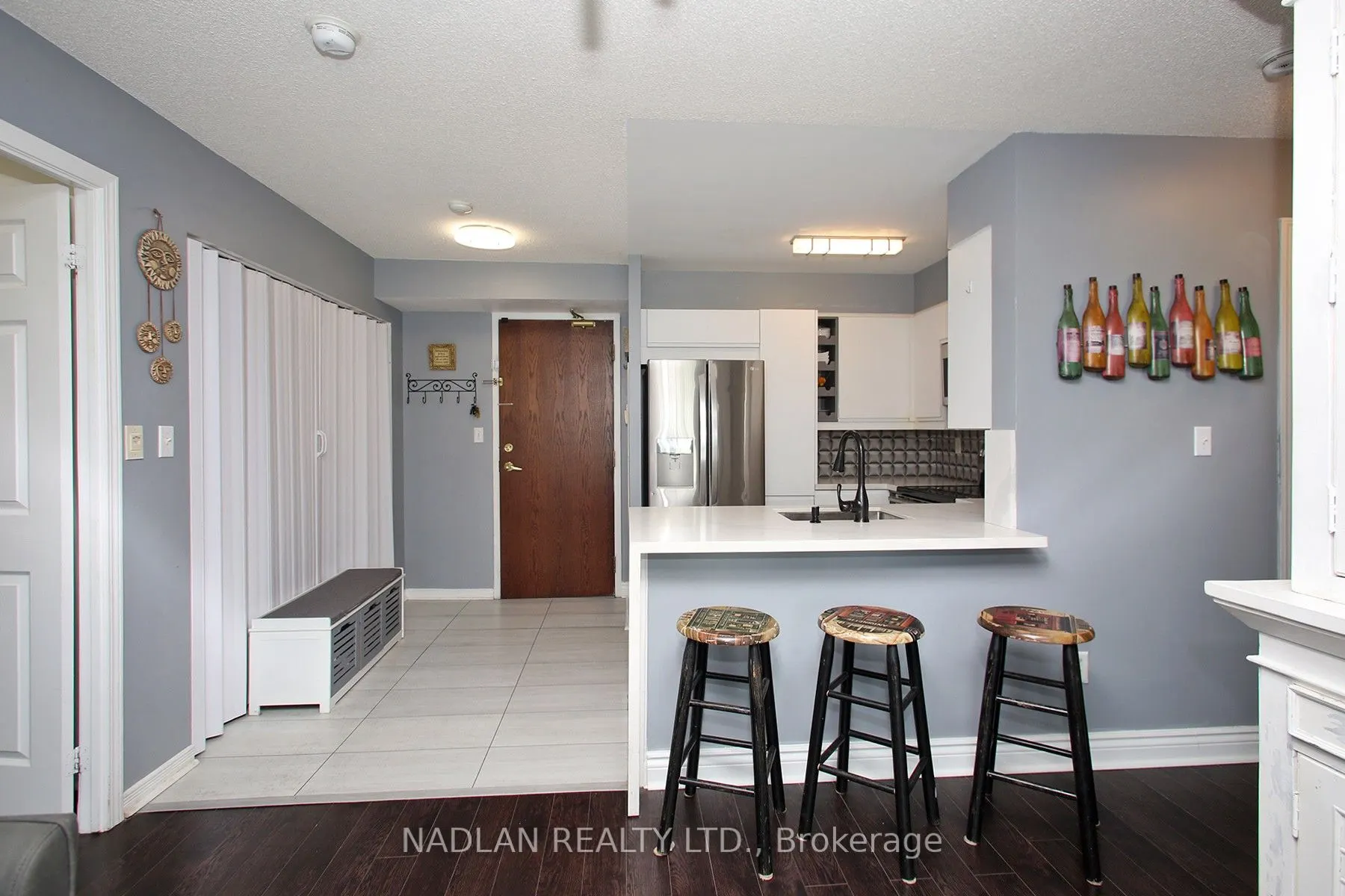 39 ONEIDA Crescent, #615