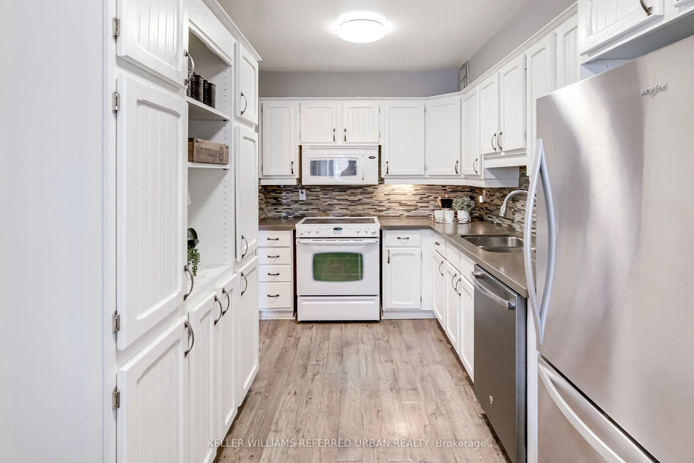 70 Baif Boulevard, #605