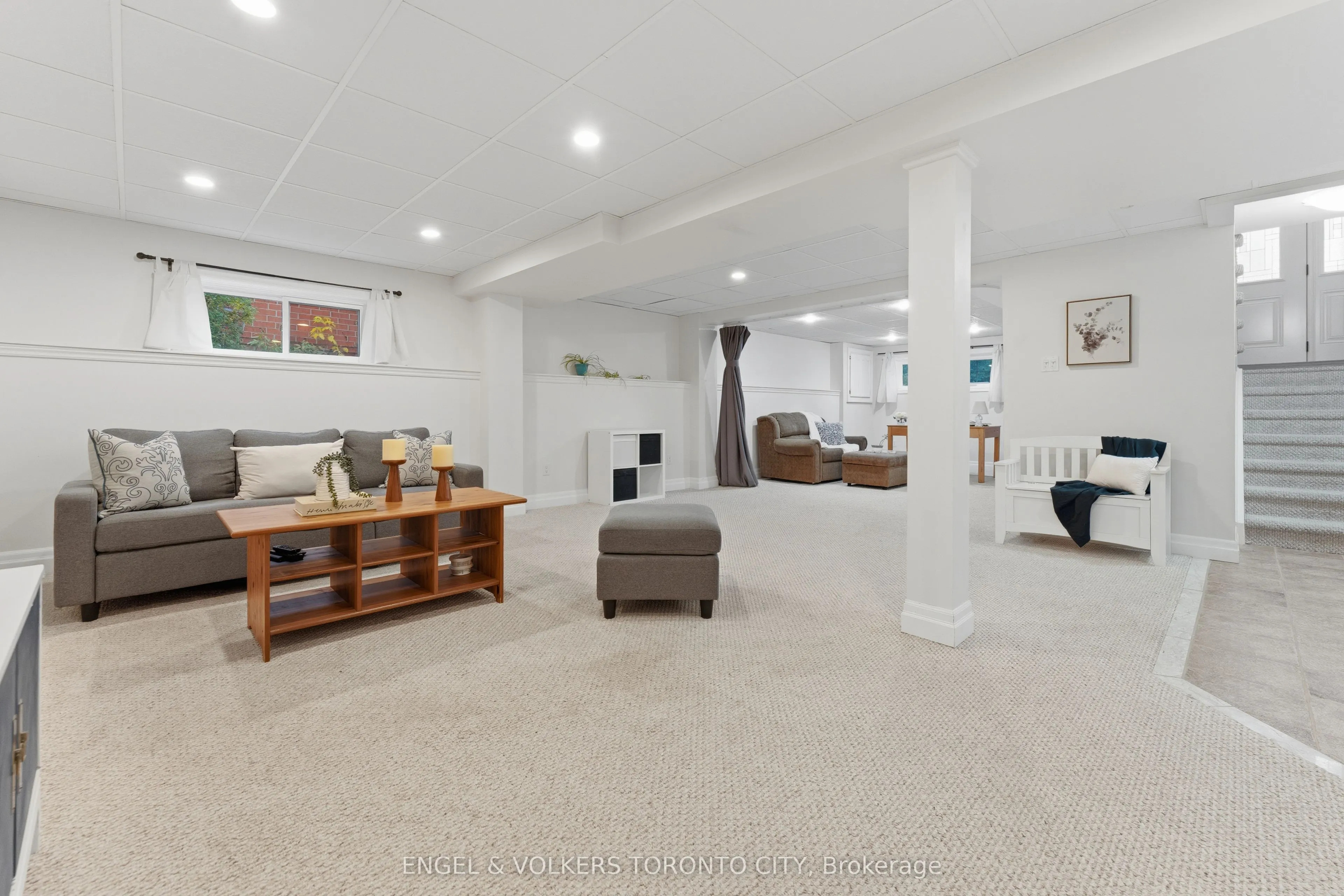 6 Kingsgate Crescent