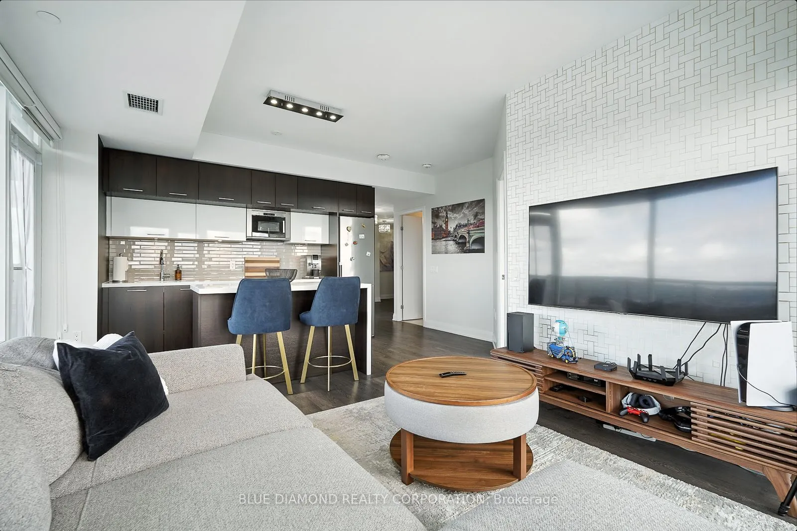 4800 Highway 7 Road, #612