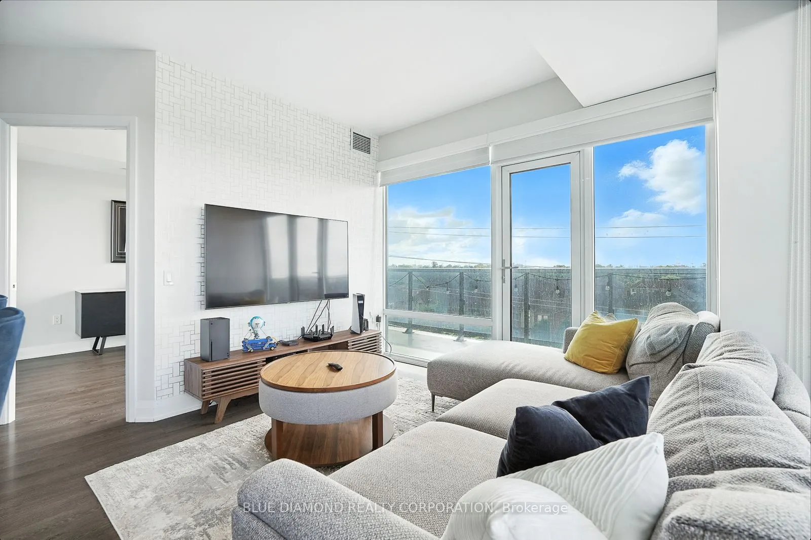 4800 Highway 7 Road, #612