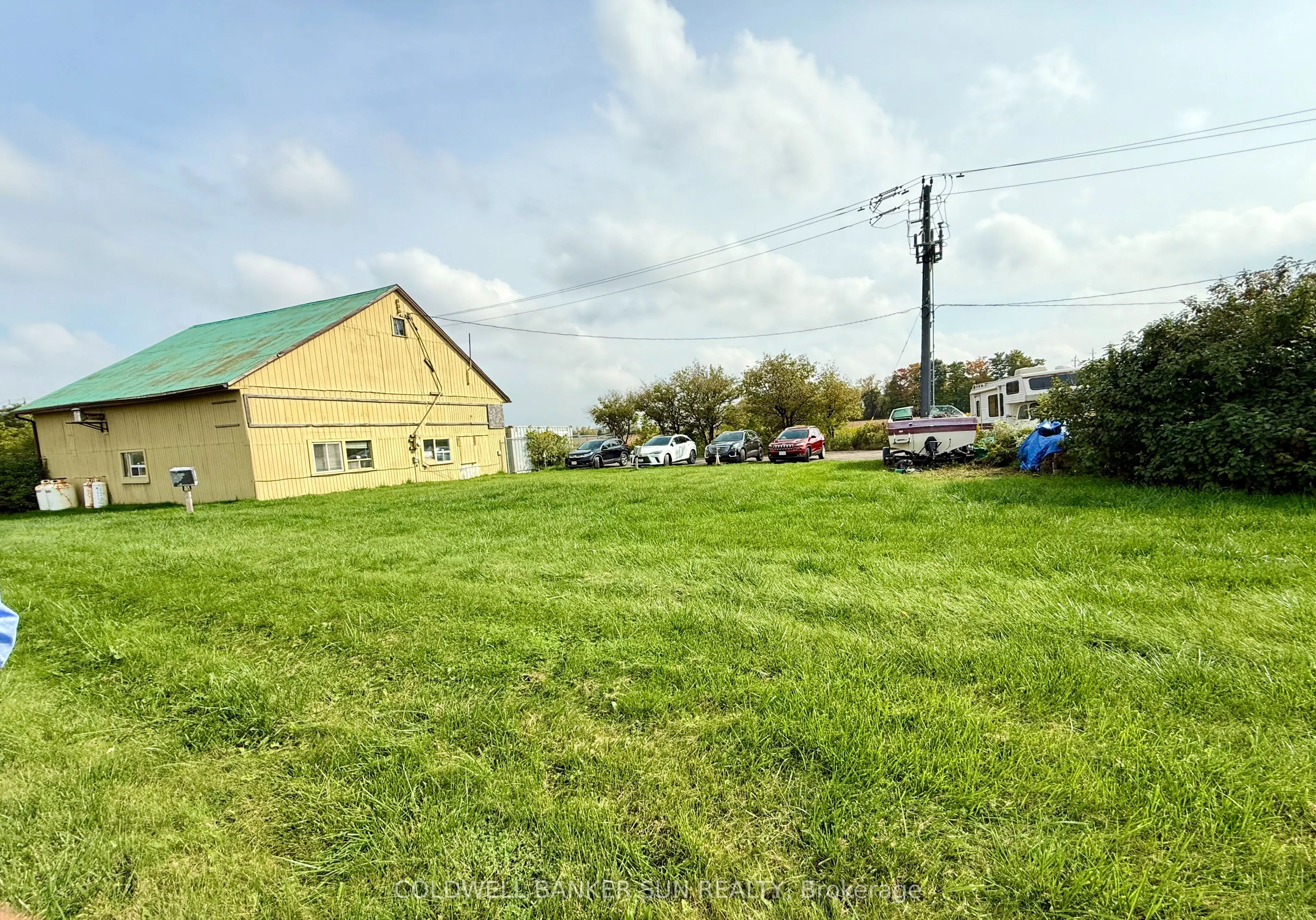 12125 & 12131 Highway 48