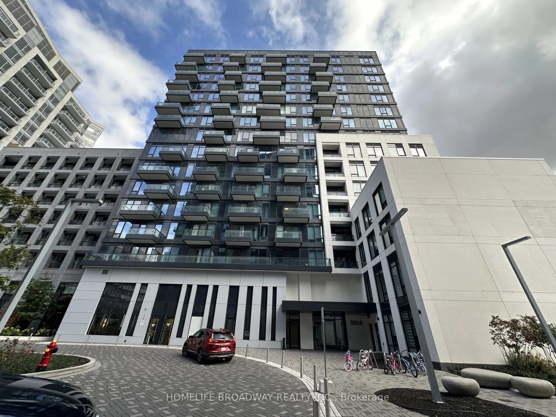 8868 Yonge Street, #702E