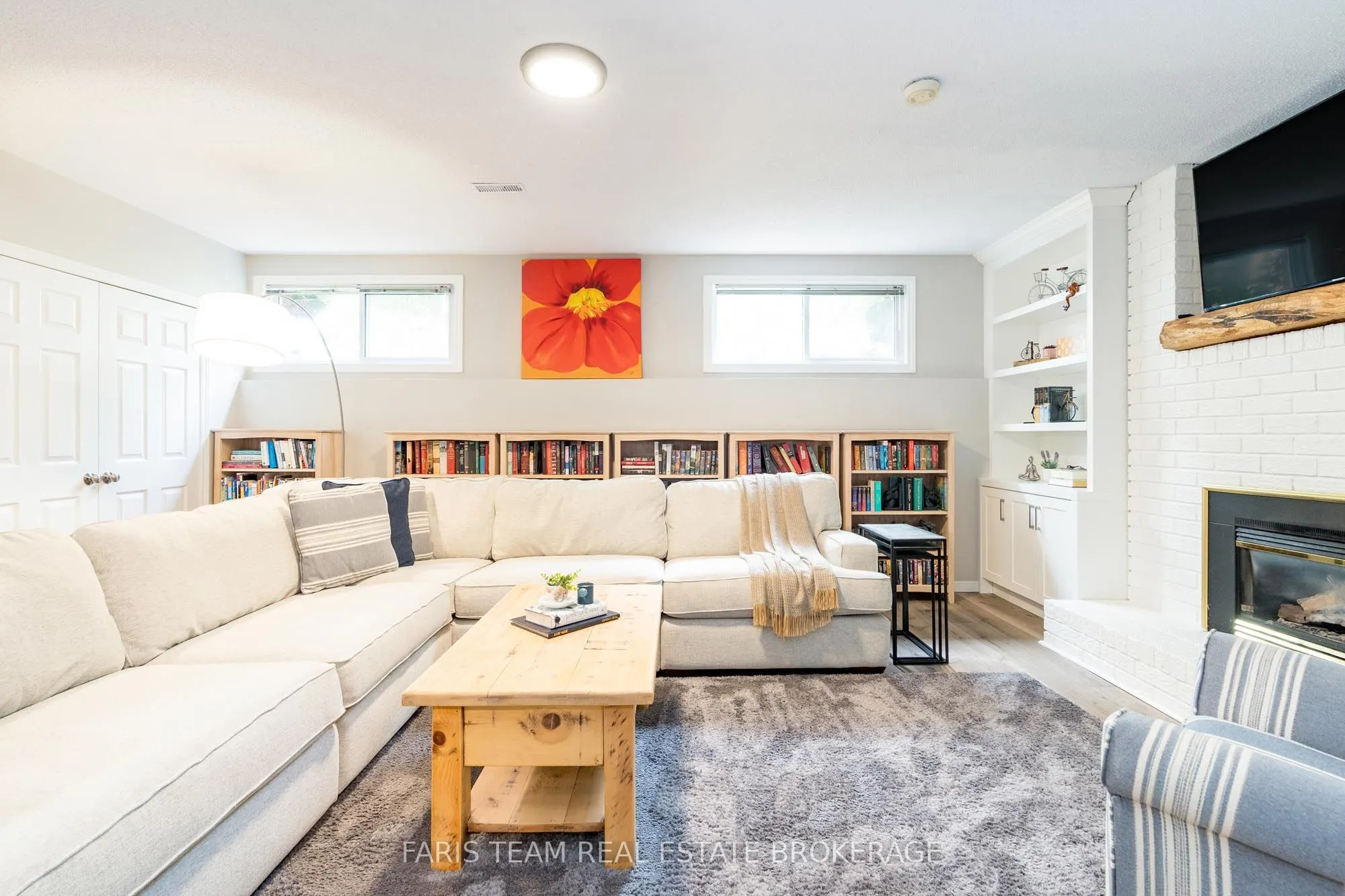 2032 Chantler Street