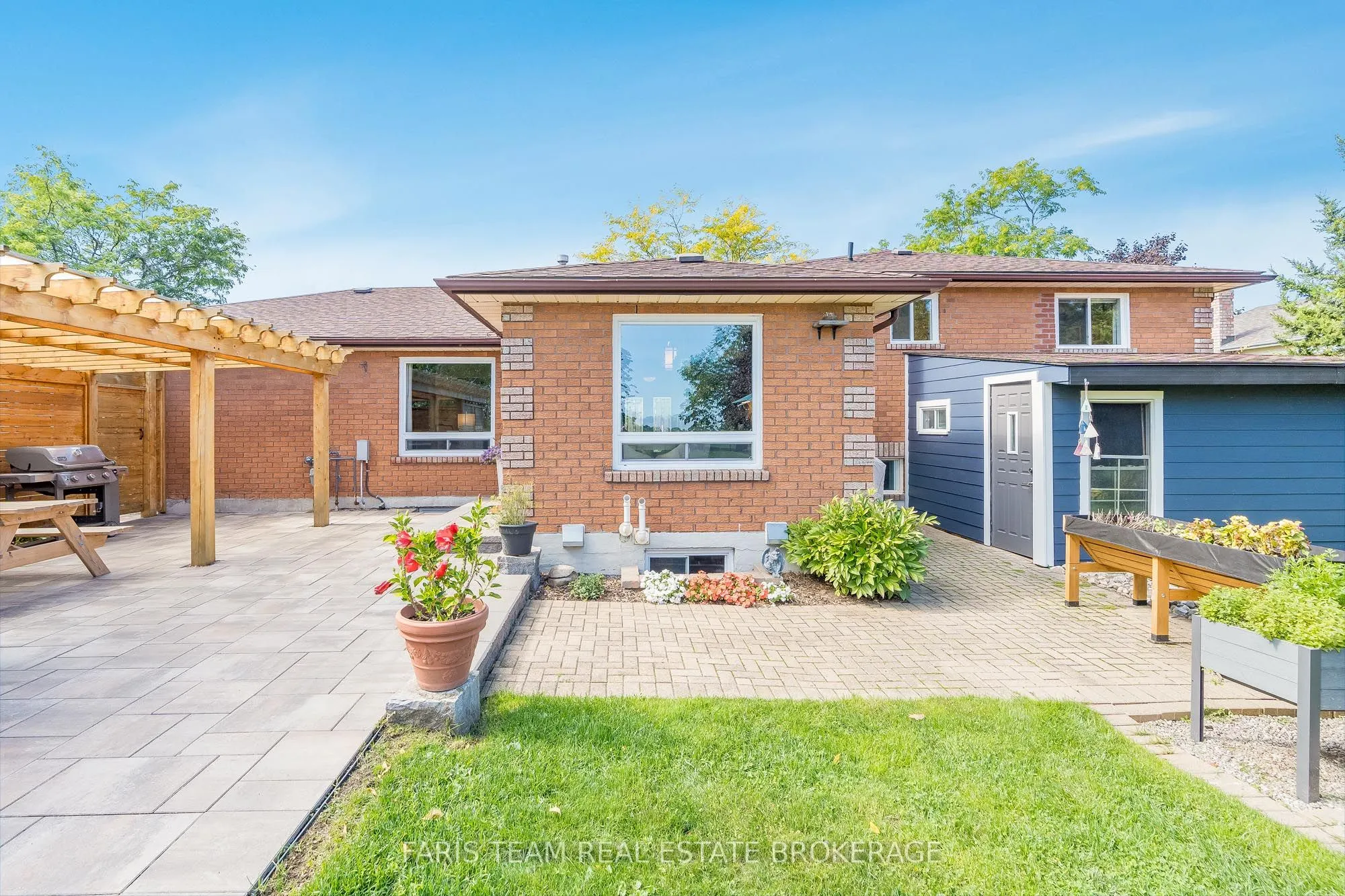 2032 Chantler Street