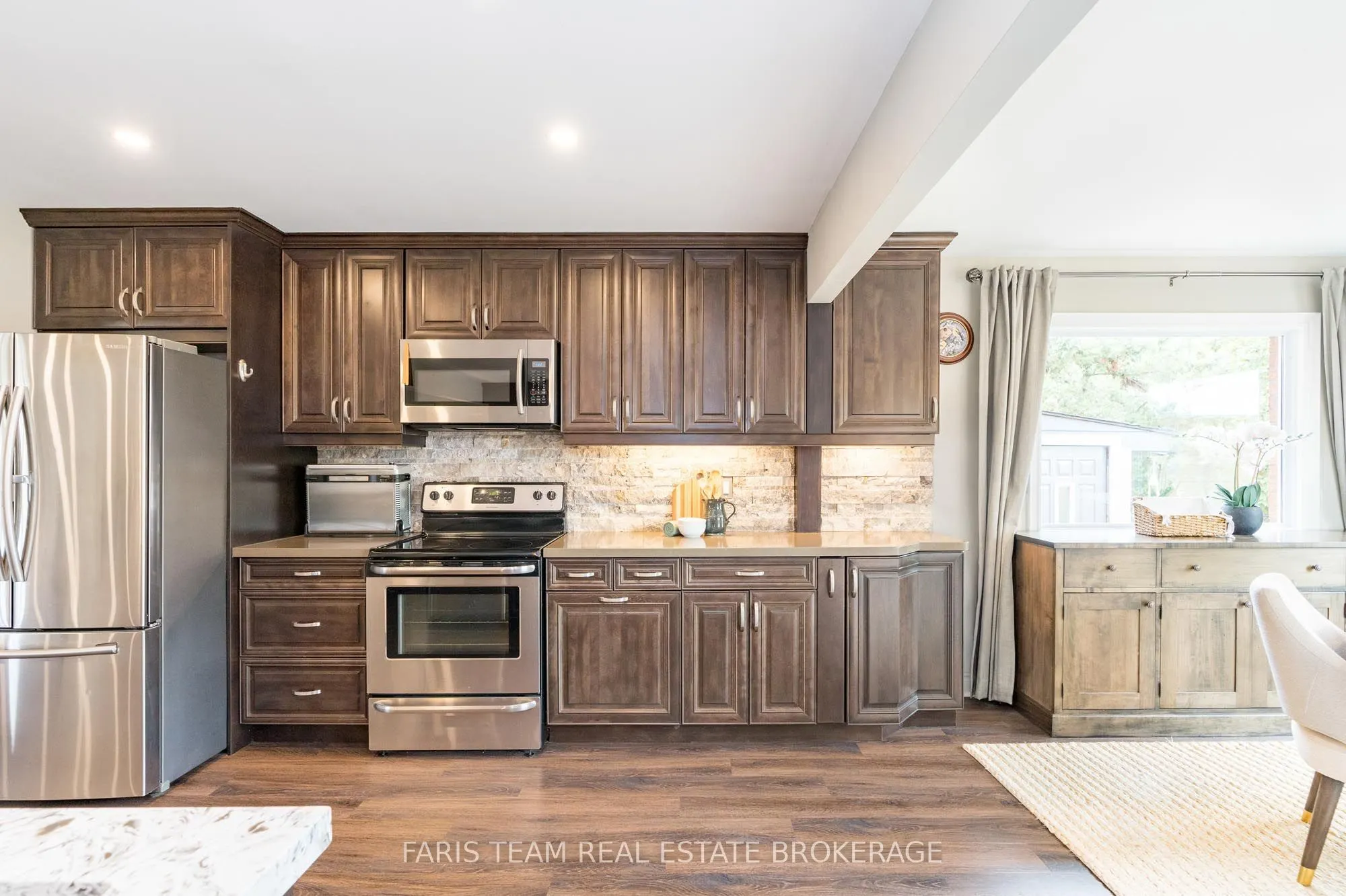 2032 Chantler Street