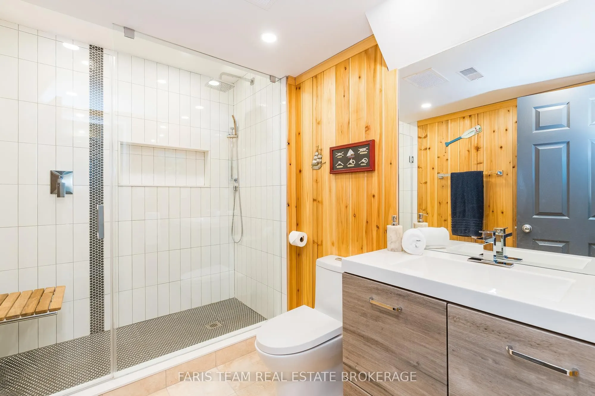 2032 Chantler Street