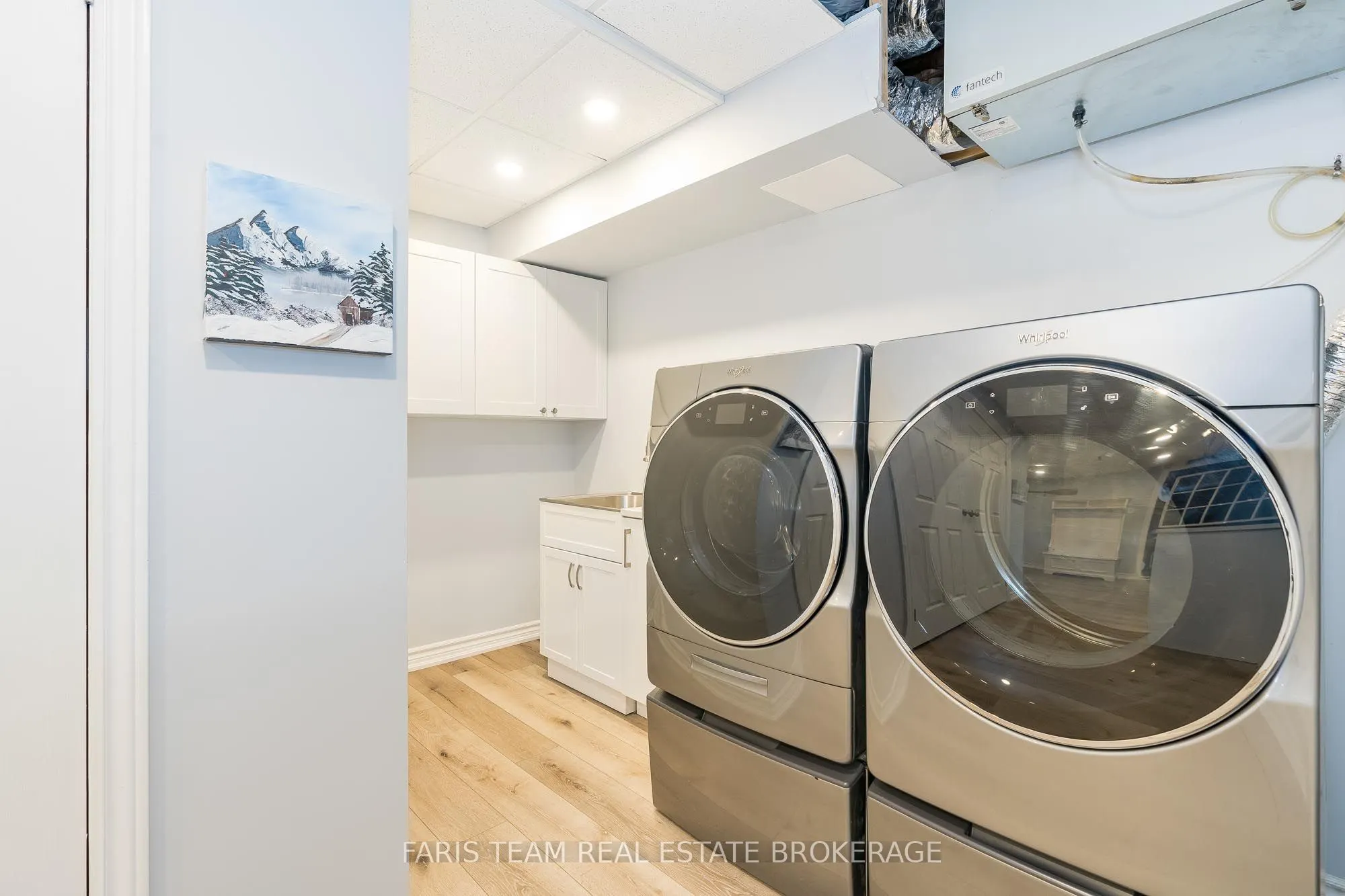 2032 Chantler Street