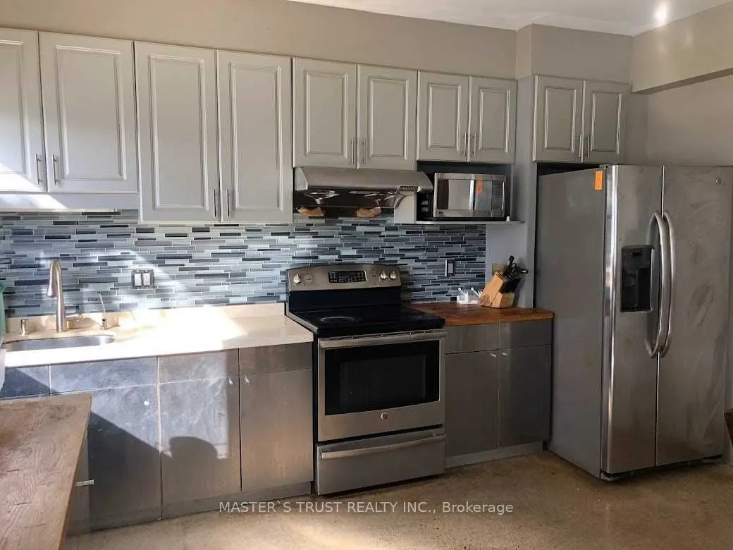 30 Kennedy Lane, #Ground